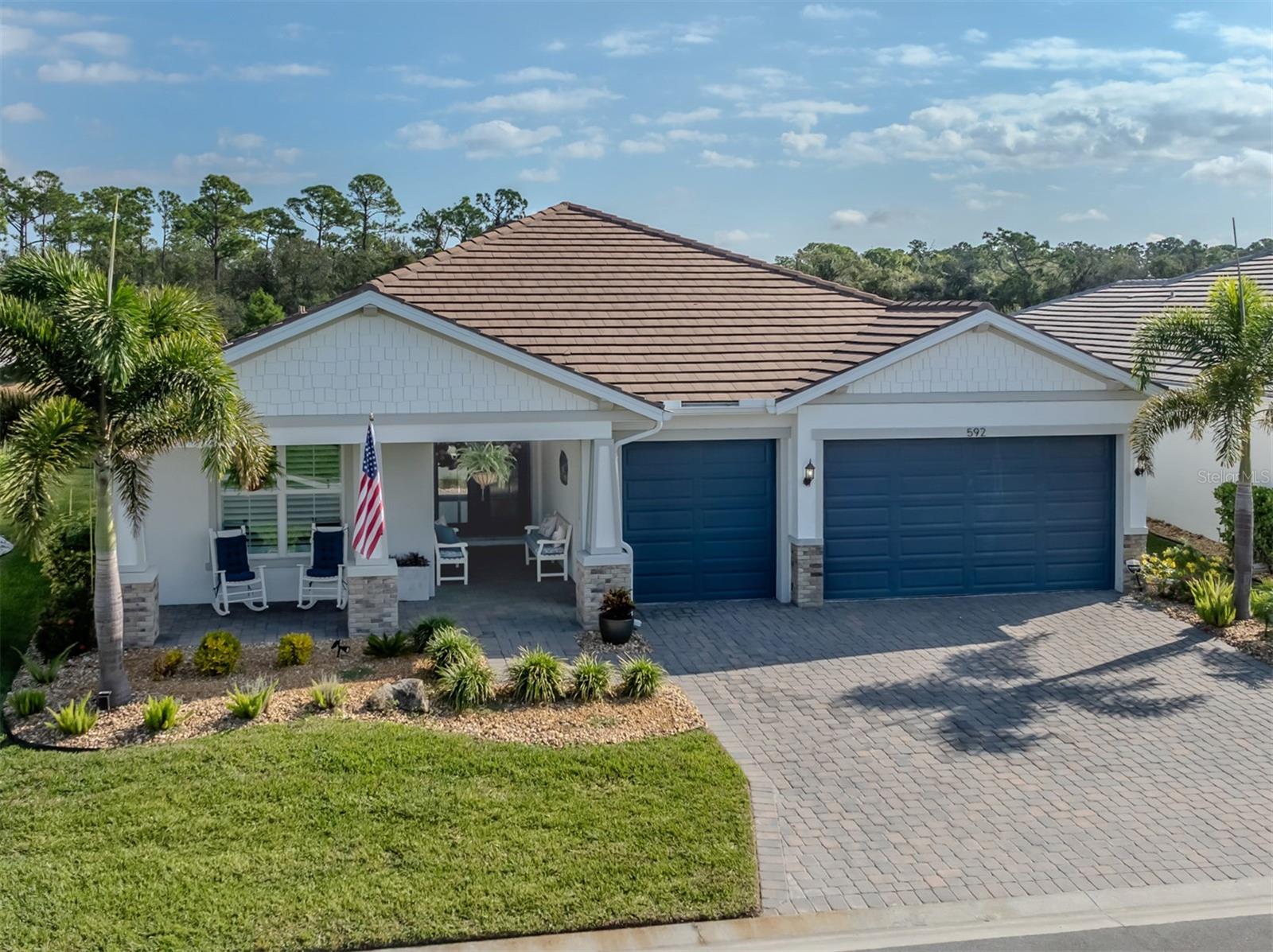 Image 3 of 77 For 592 Mistiflower Circle