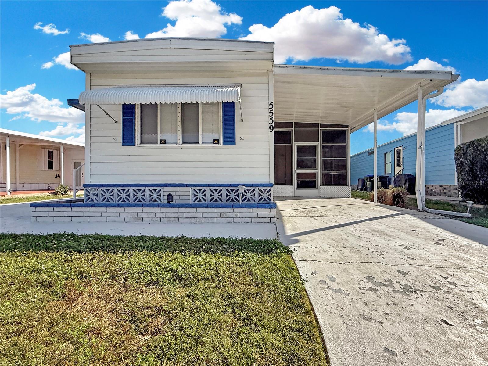 Image 2 of 35 For 5559 Holiday Park Boulevard