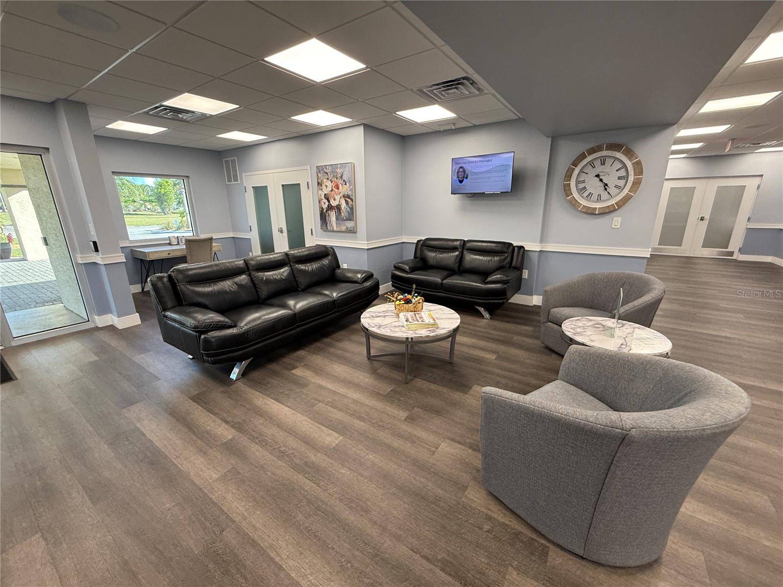 Image 32 of 35 For 5559 Holiday Park Boulevard