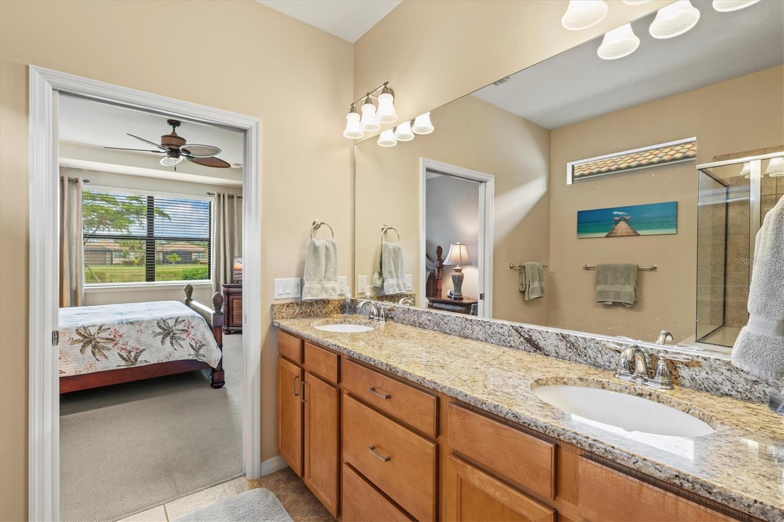 Image 28 of 51 For 13836 Karina Street