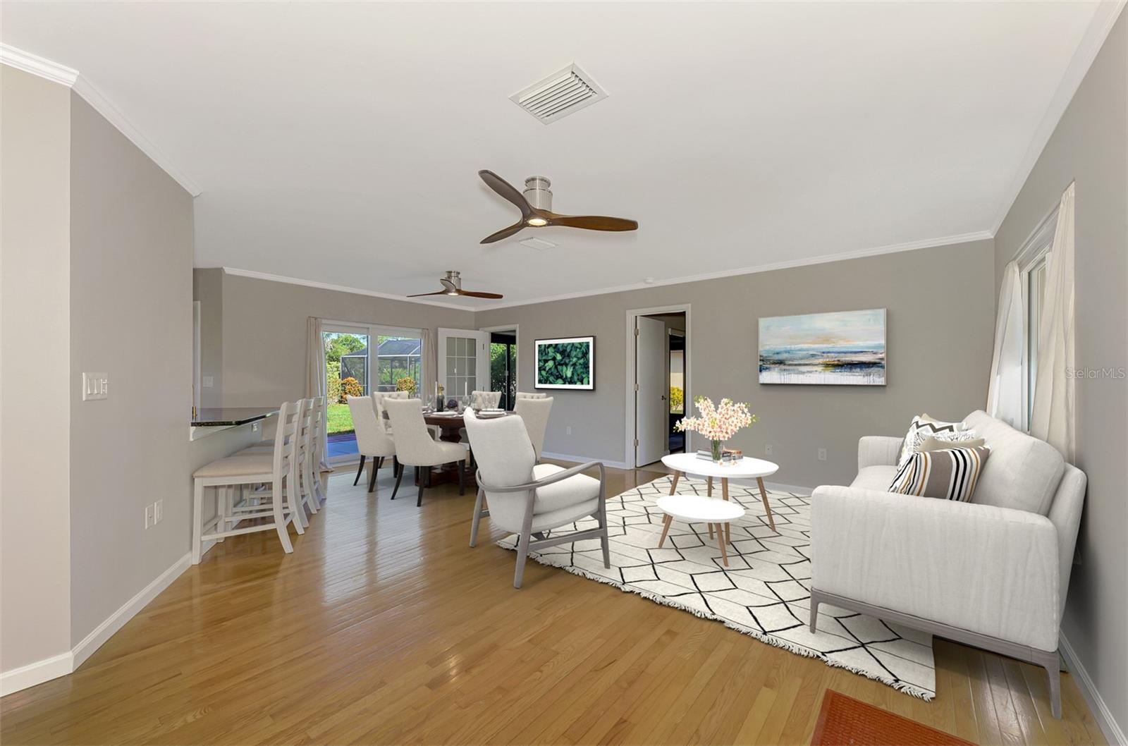 Image 10 of 47 For 218 Laurel Hollow Drive 10