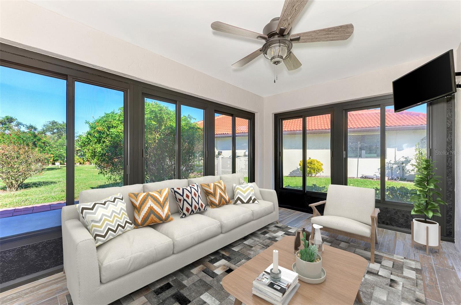 Image 19 of 47 For 218 Laurel Hollow Drive 10