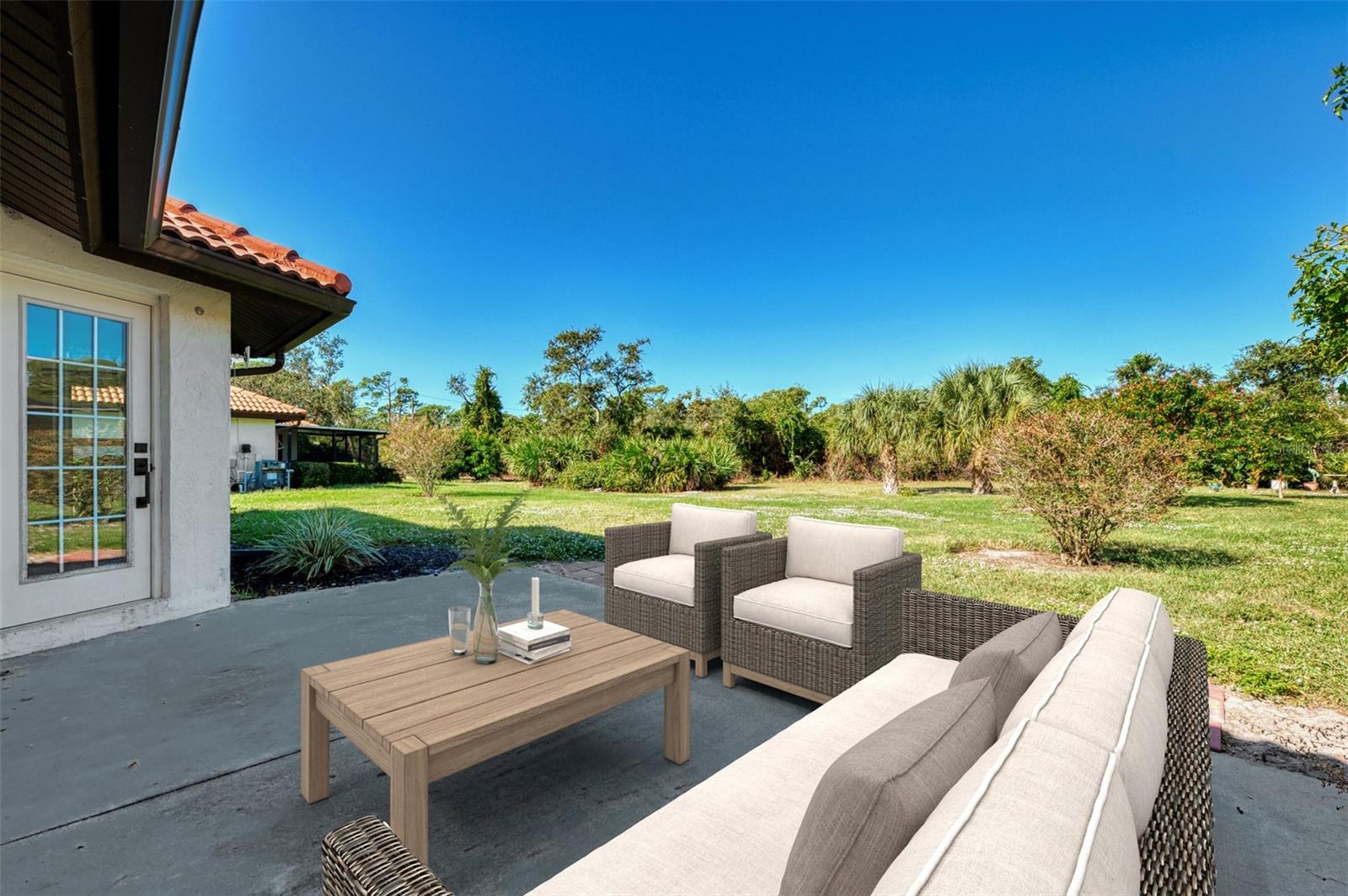 Image 33 of 47 For 218 Laurel Hollow Drive 10