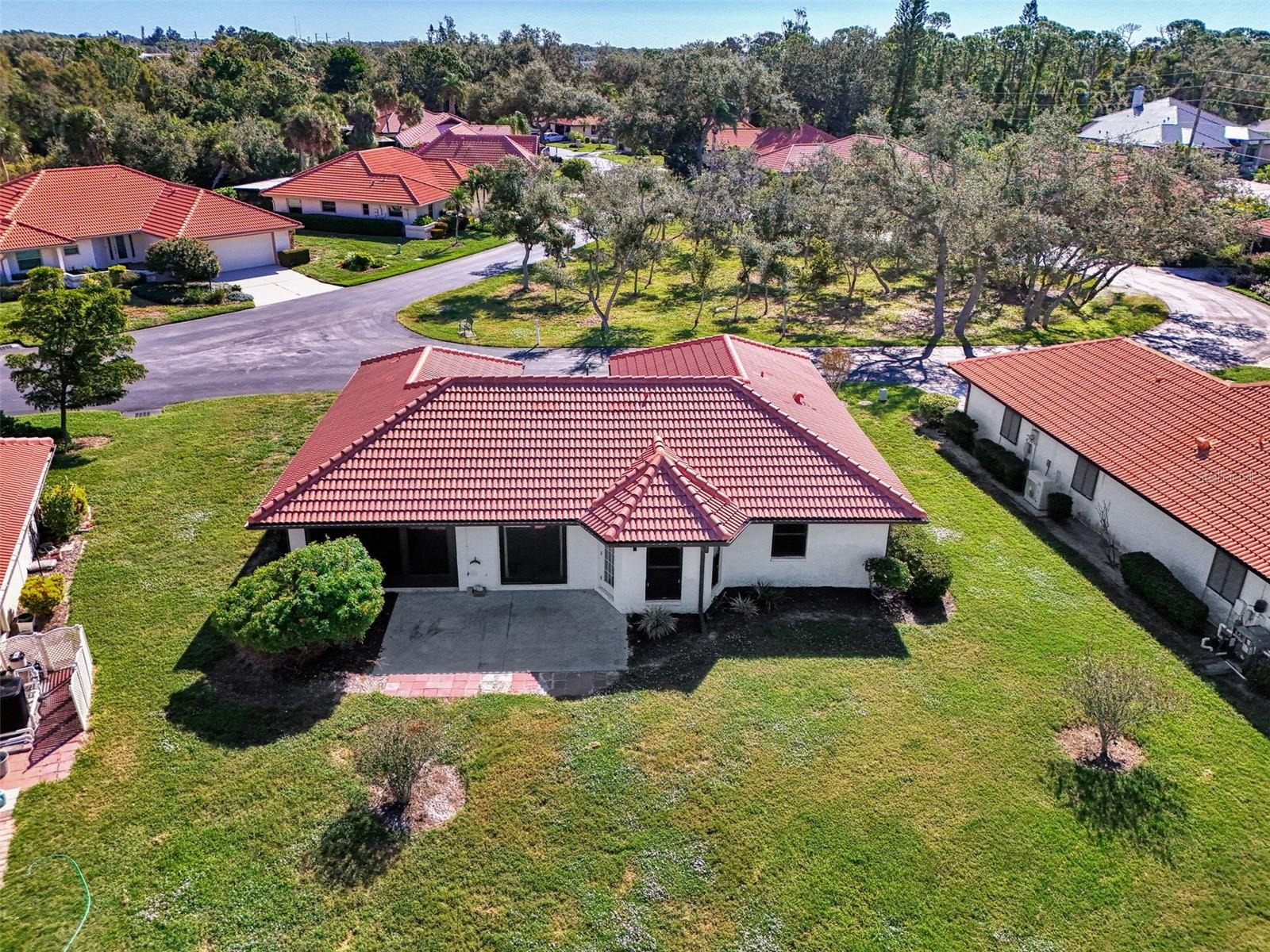 Image 7 of 47 For 218 Laurel Hollow Drive 10