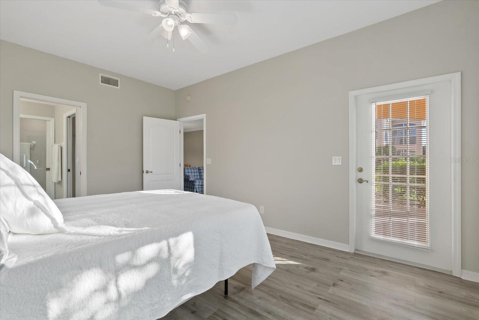 Image 17 of 38 For 903 Gondola Park Drive 903