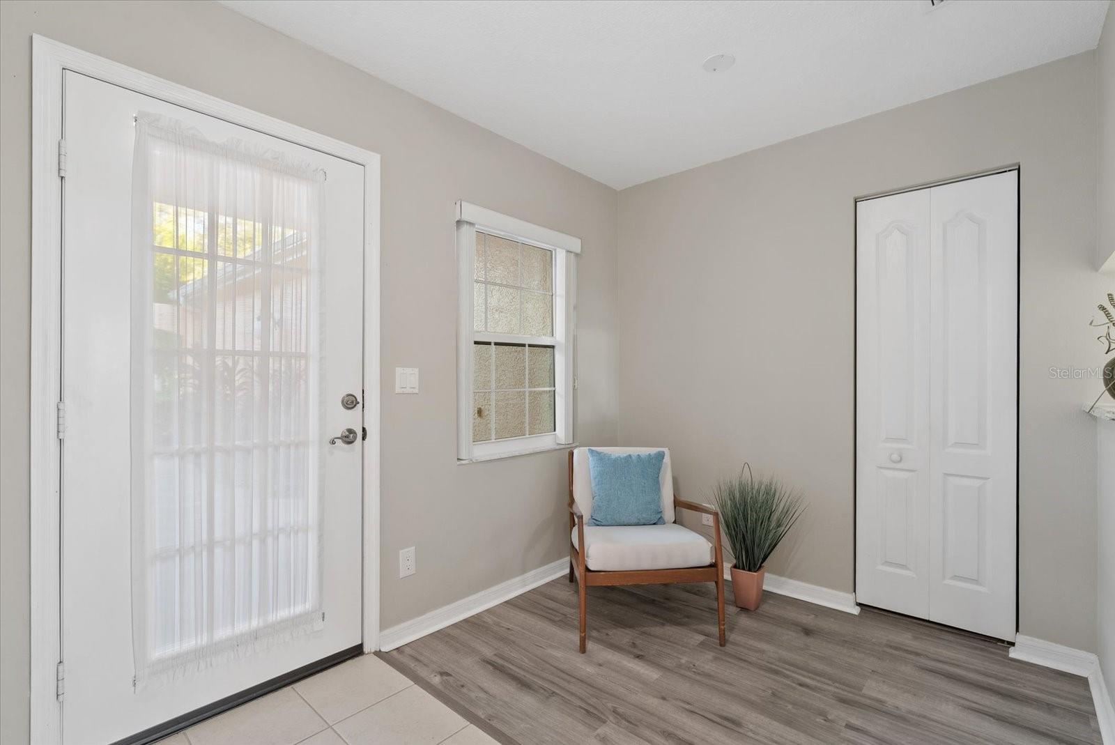 Image 4 of 38 For 903 Gondola Park Drive 903