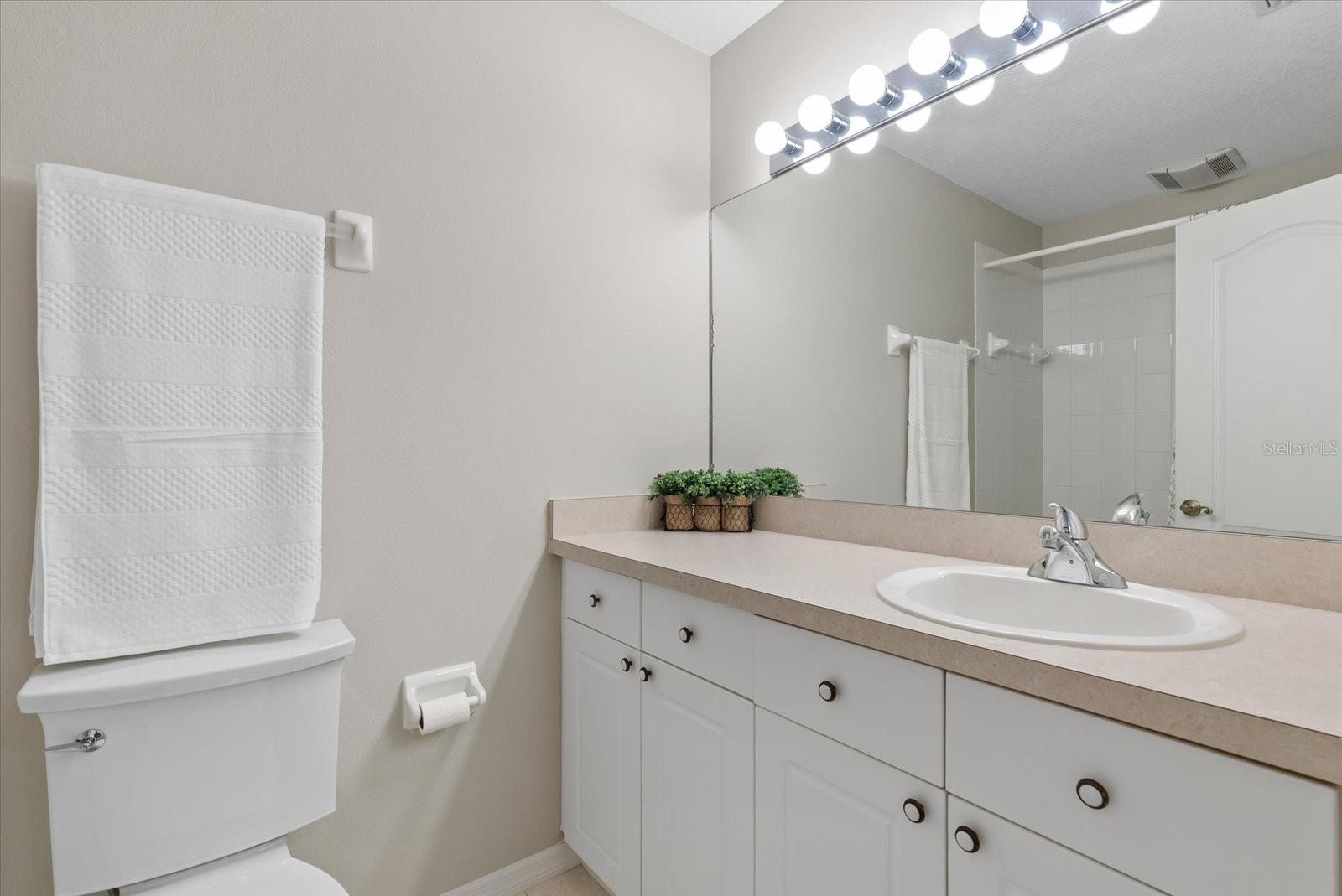 Image 6 of 38 For 903 Gondola Park Drive 903