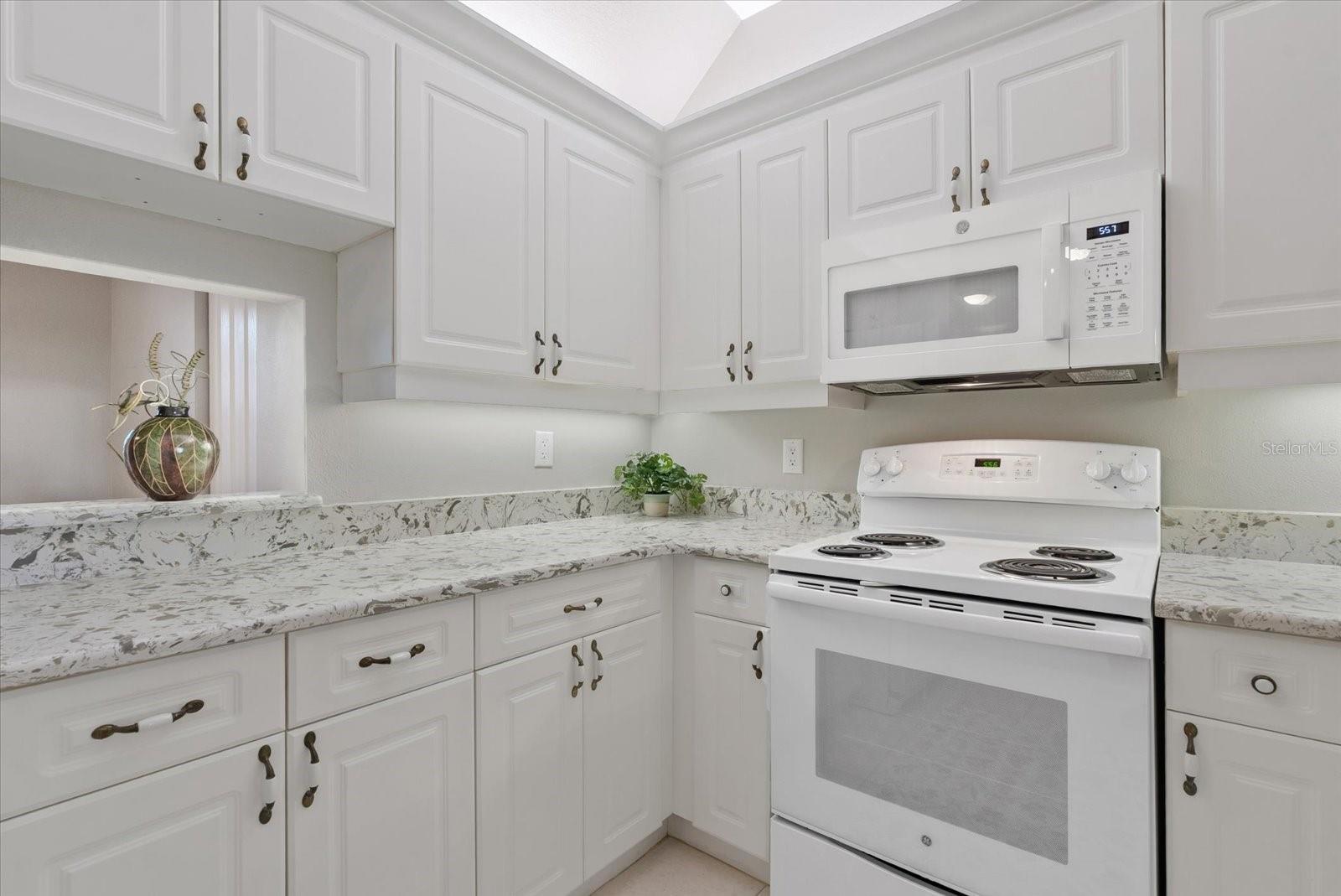 Image 8 of 38 For 903 Gondola Park Drive 903