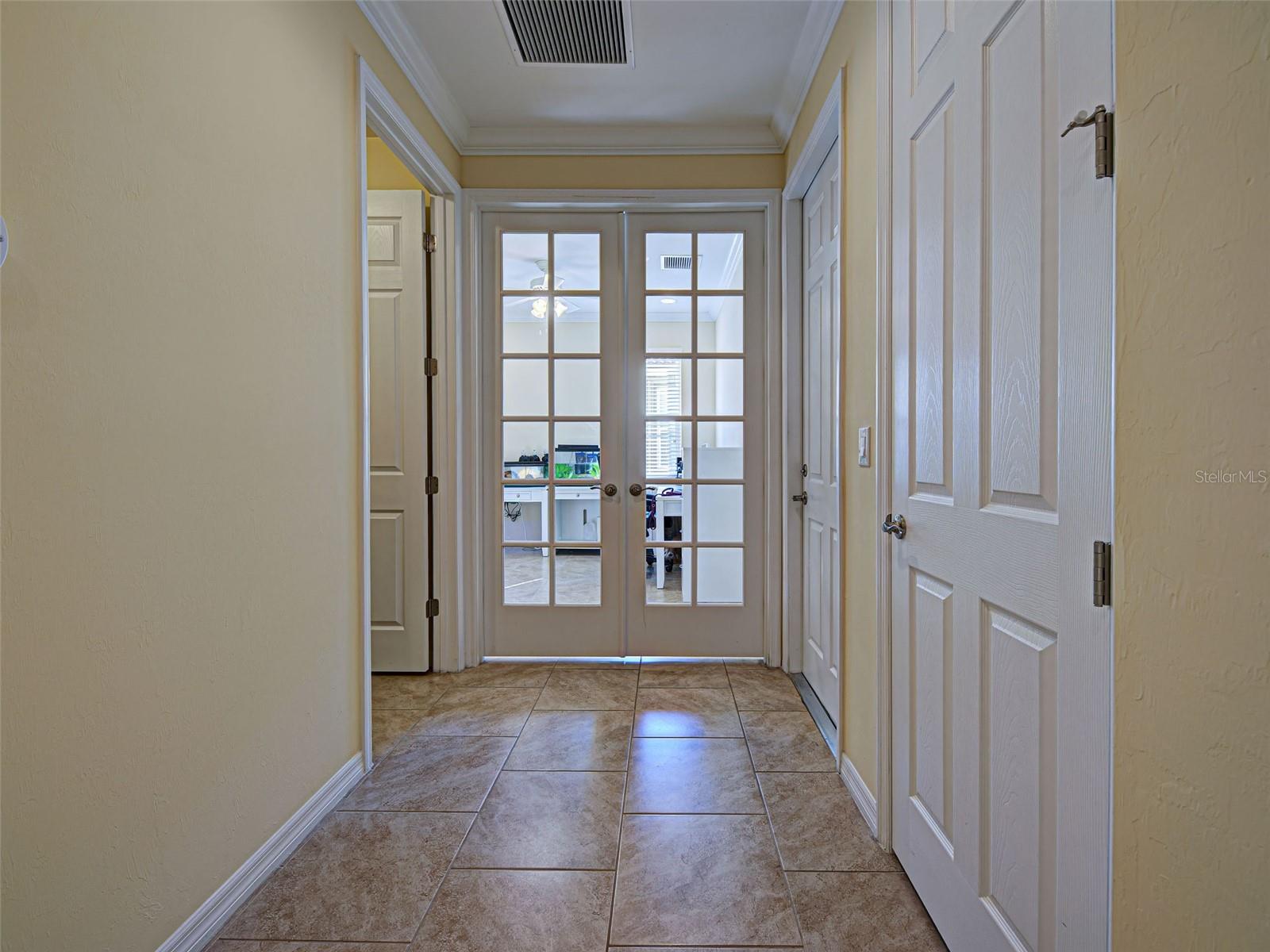 Image 37 of 77 For 11570 Blackfin Street