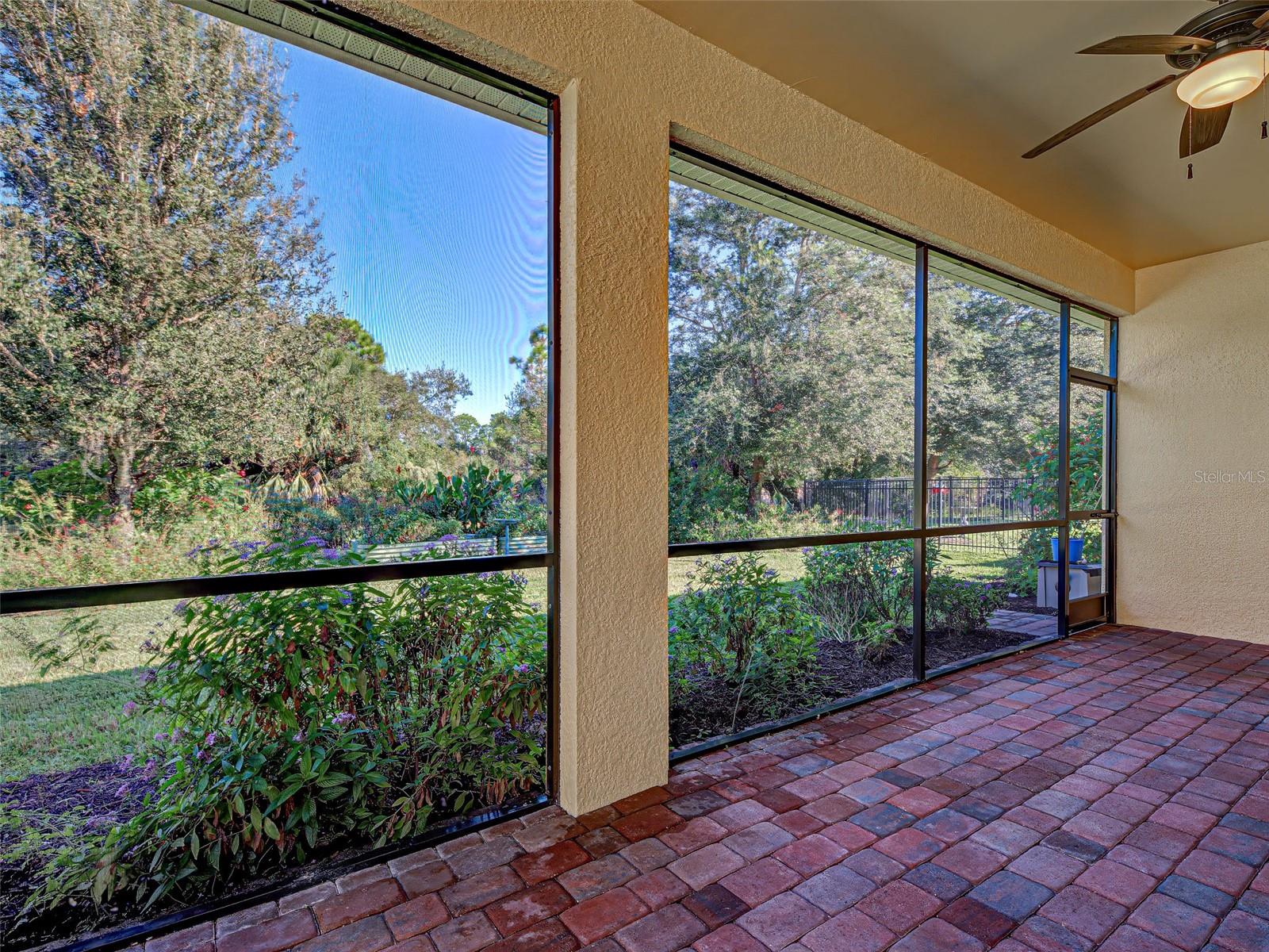 Image 44 of 77 For 11570 Blackfin Street