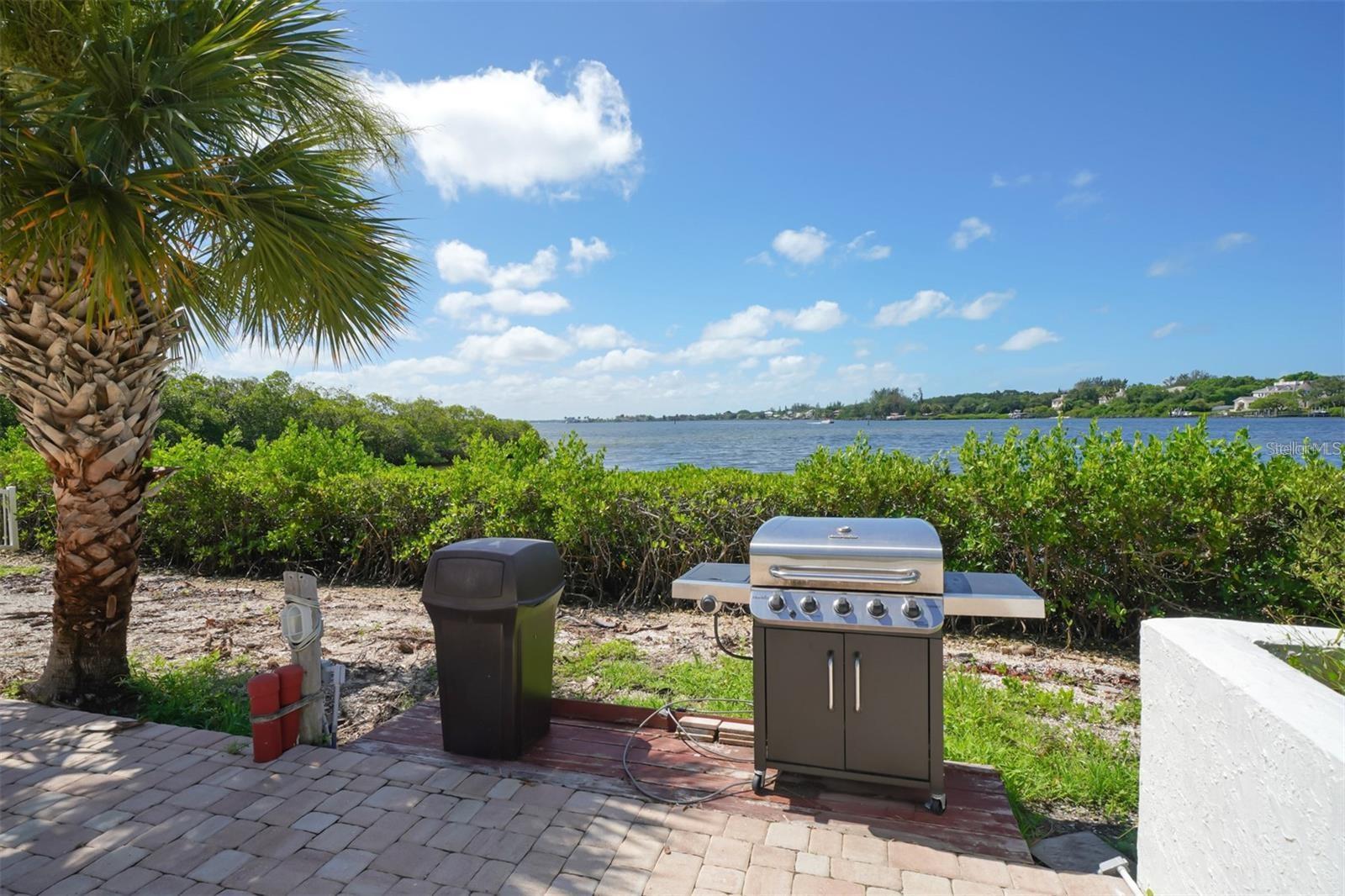 Image 41 of 54 For 1640 Stickney Point Road 202