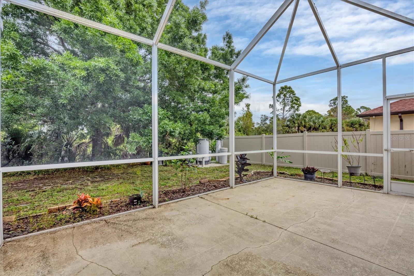 Image 26 of 52 For 12108 Hernando Road