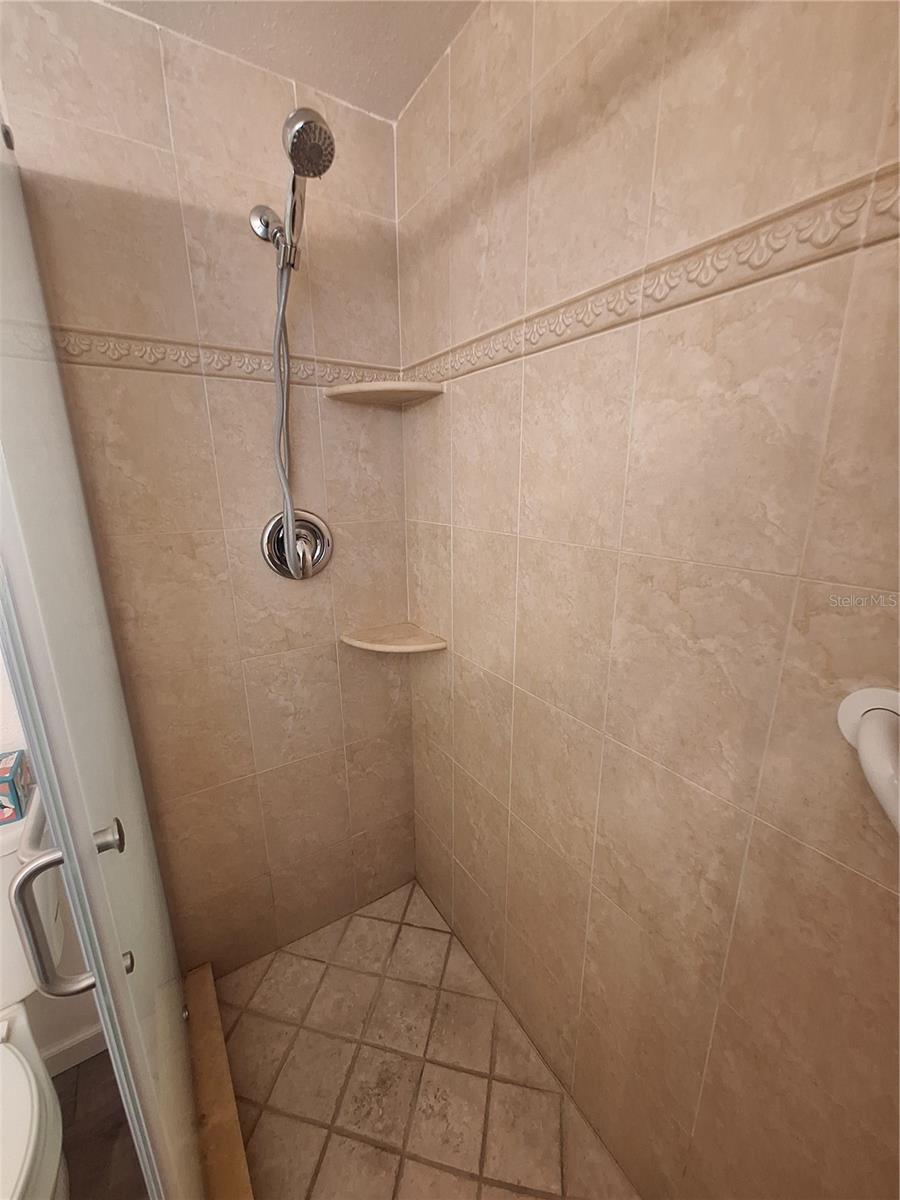 Image 16 of 25 For 1738 Caribbean Circle 4