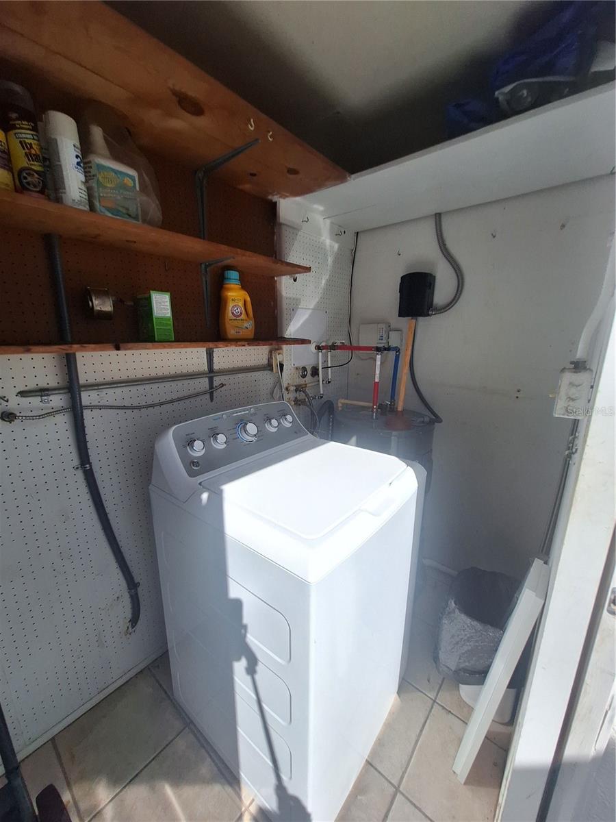 Image 21 of 25 For 1738 Caribbean Circle 4