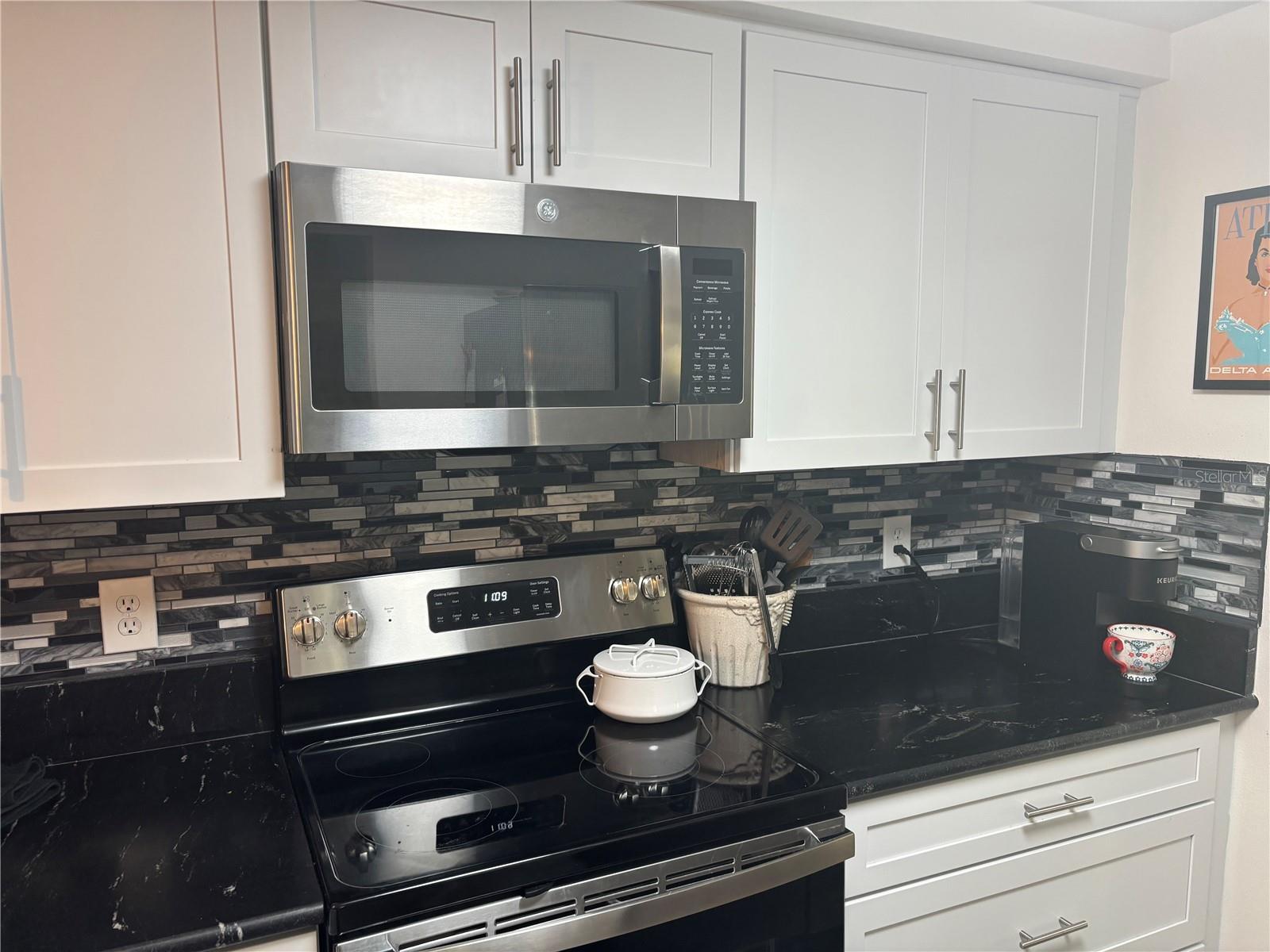 Image 5 of 25 For 1738 Caribbean Circle 4