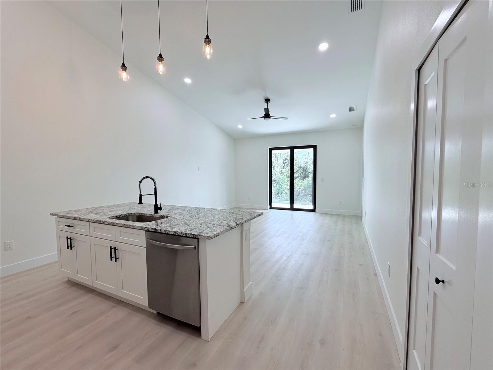 Image 11 of 22 For 9483 Tacoma Avenue