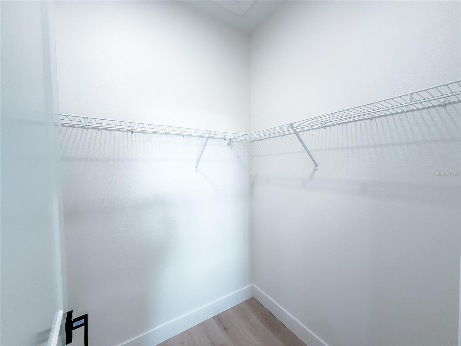 Image 17 of 22 For 9483 Tacoma Avenue