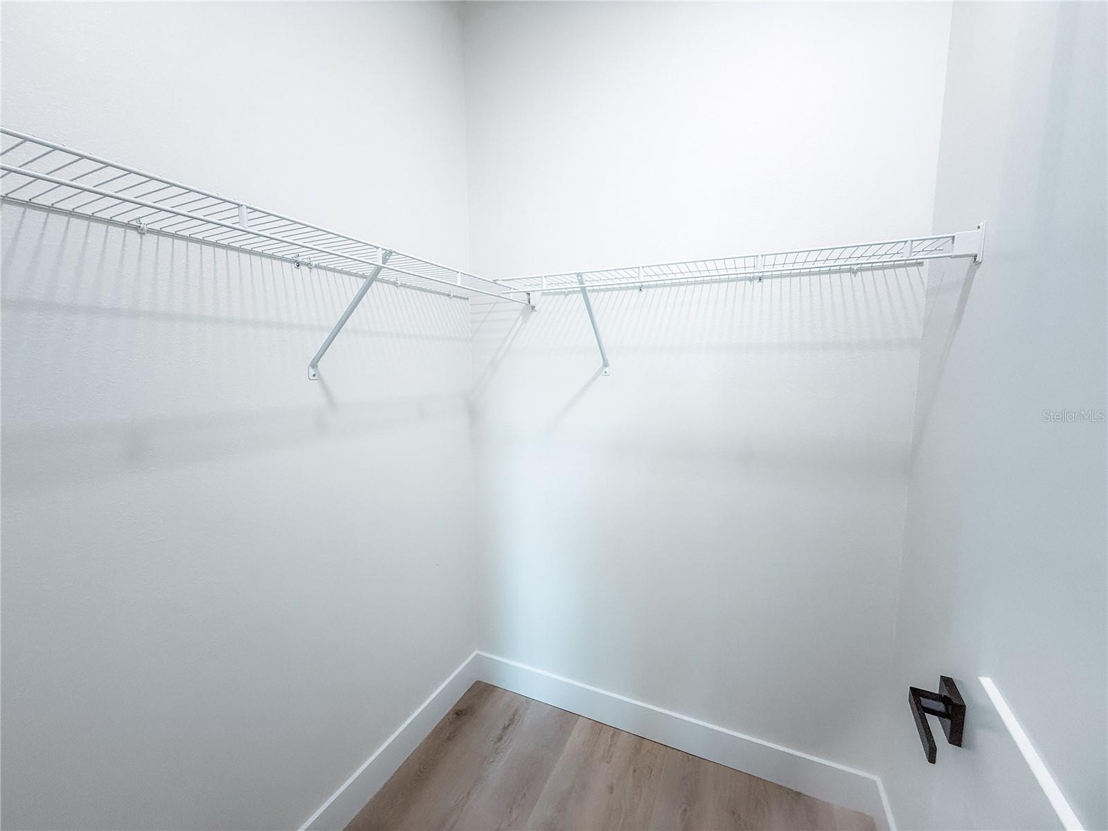 Image 7 of 22 For 9483 Tacoma Avenue