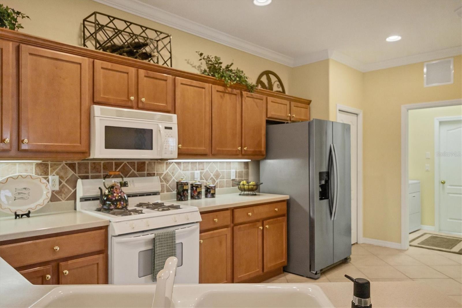 Image 13 of 76 For 4924 Whispering Oaks Drive