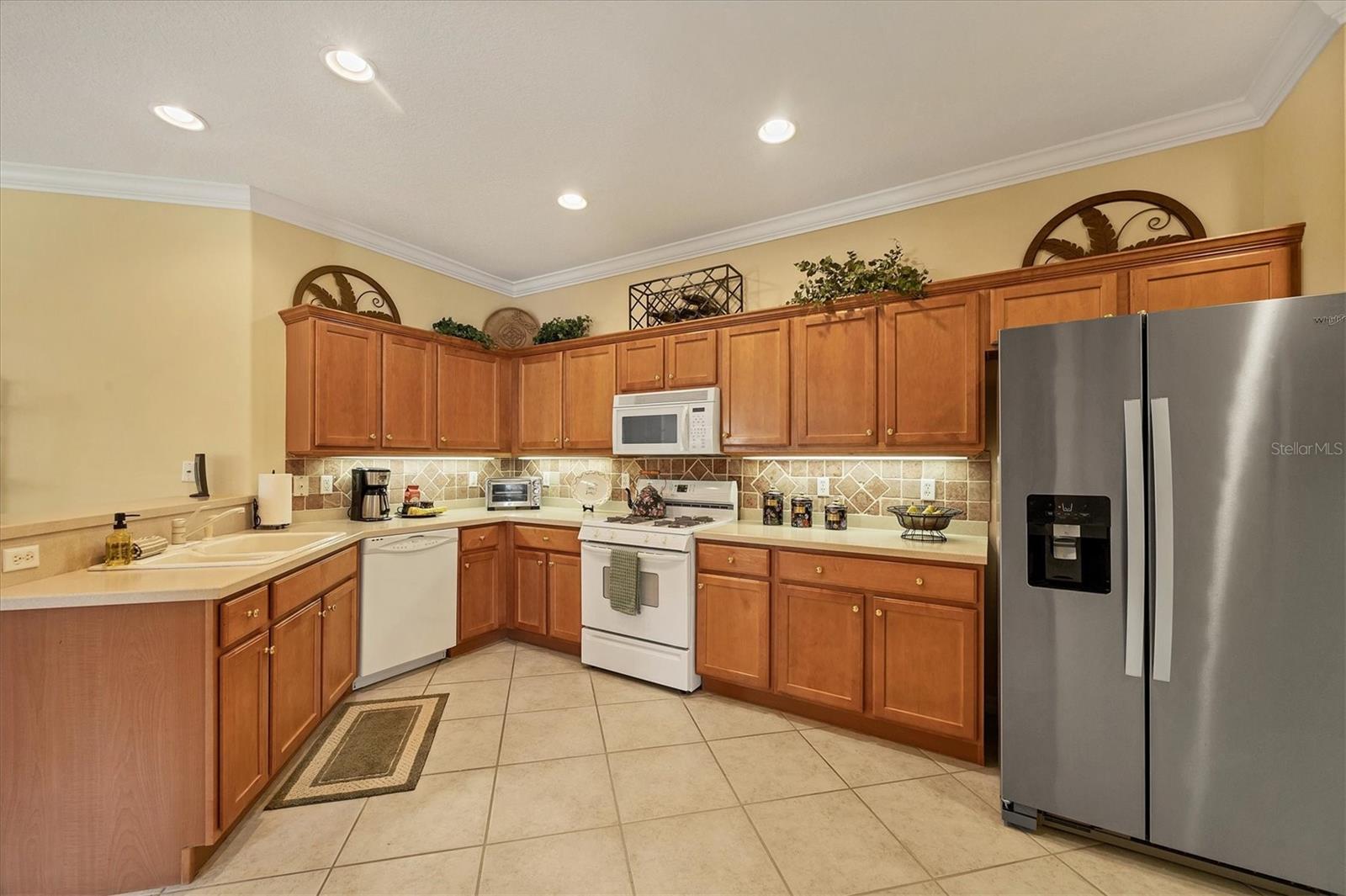 Image 15 of 76 For 4924 Whispering Oaks Drive