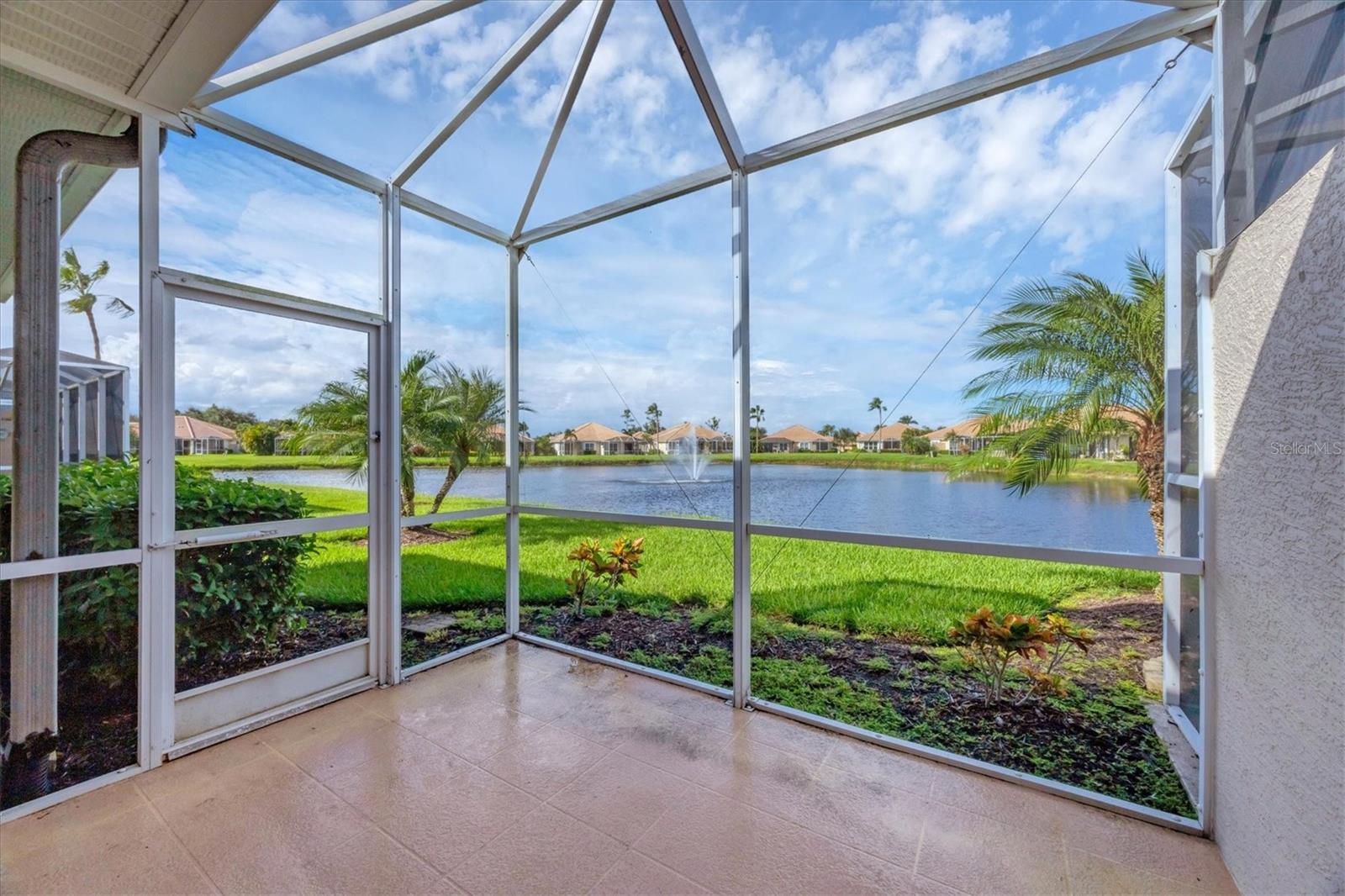 Image 31 of 76 For 4924 Whispering Oaks Drive