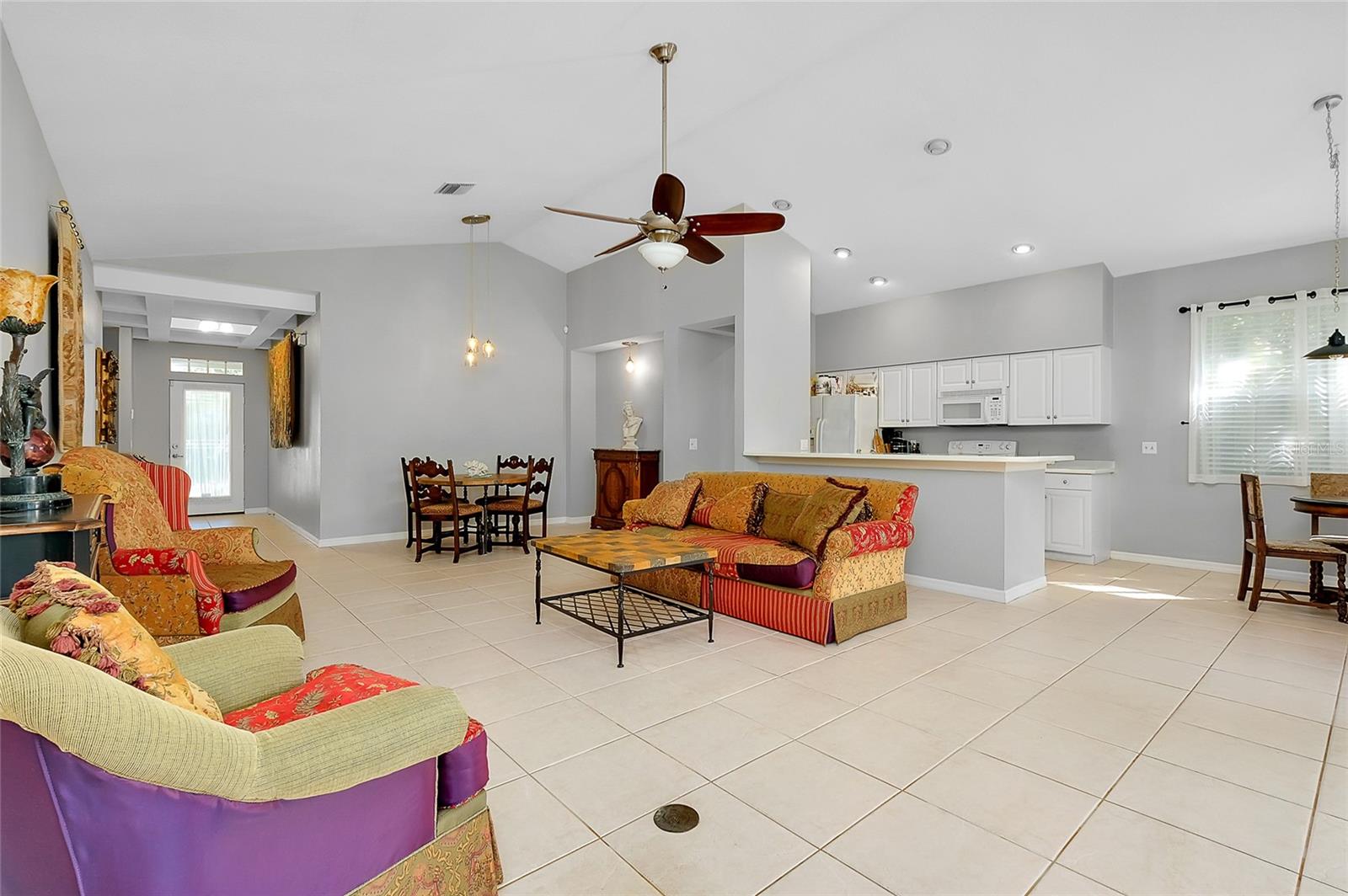 Image 28 of 92 For 405 Tortuga Drive