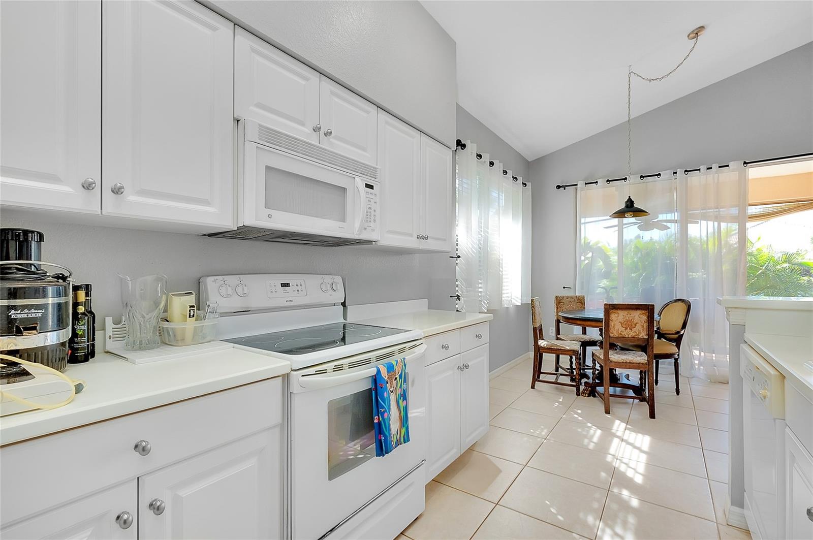 Image 31 of 92 For 405 Tortuga Drive