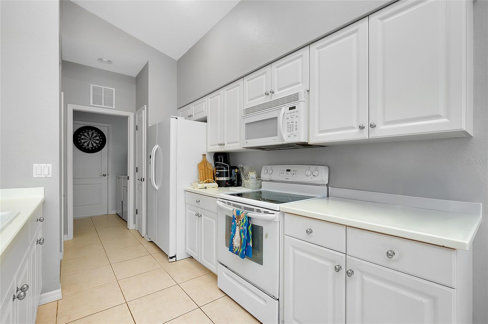 Image 7 of 92 For 405 Tortuga Drive