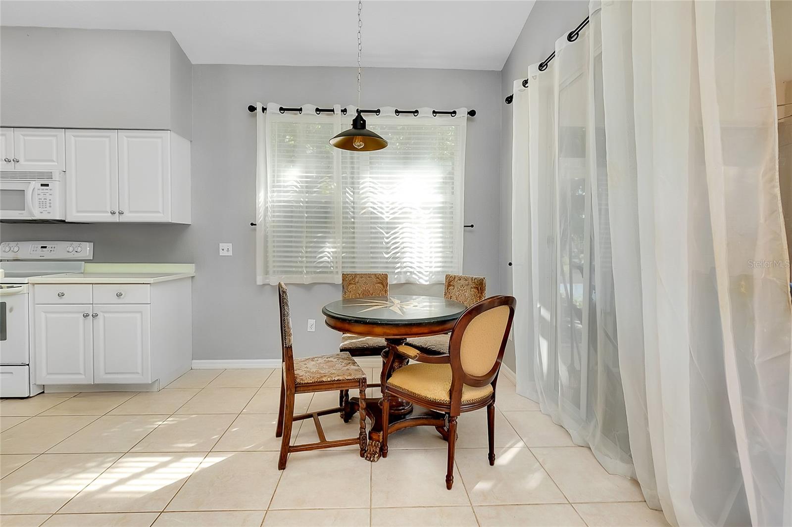 Image 8 of 92 For 405 Tortuga Drive