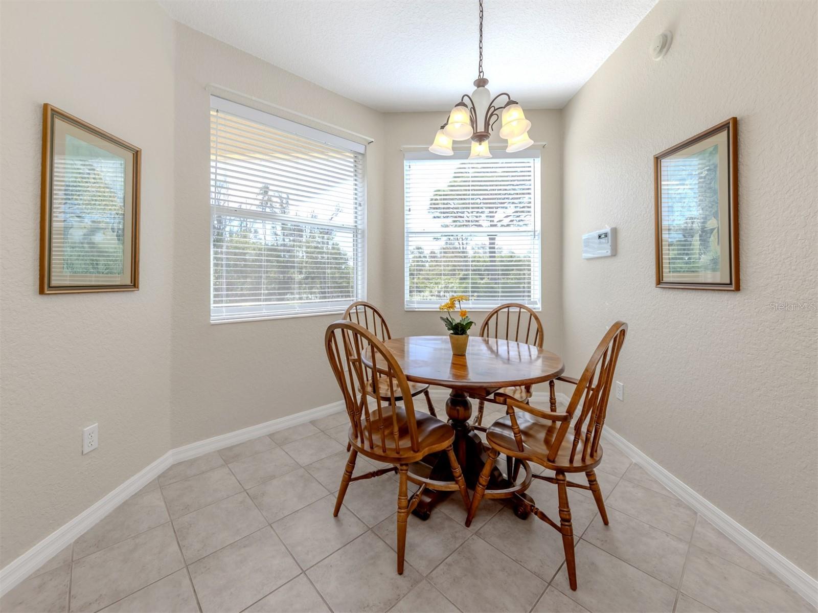 Image 13 of 67 For 4430 Corso Venetia Boulevard A11