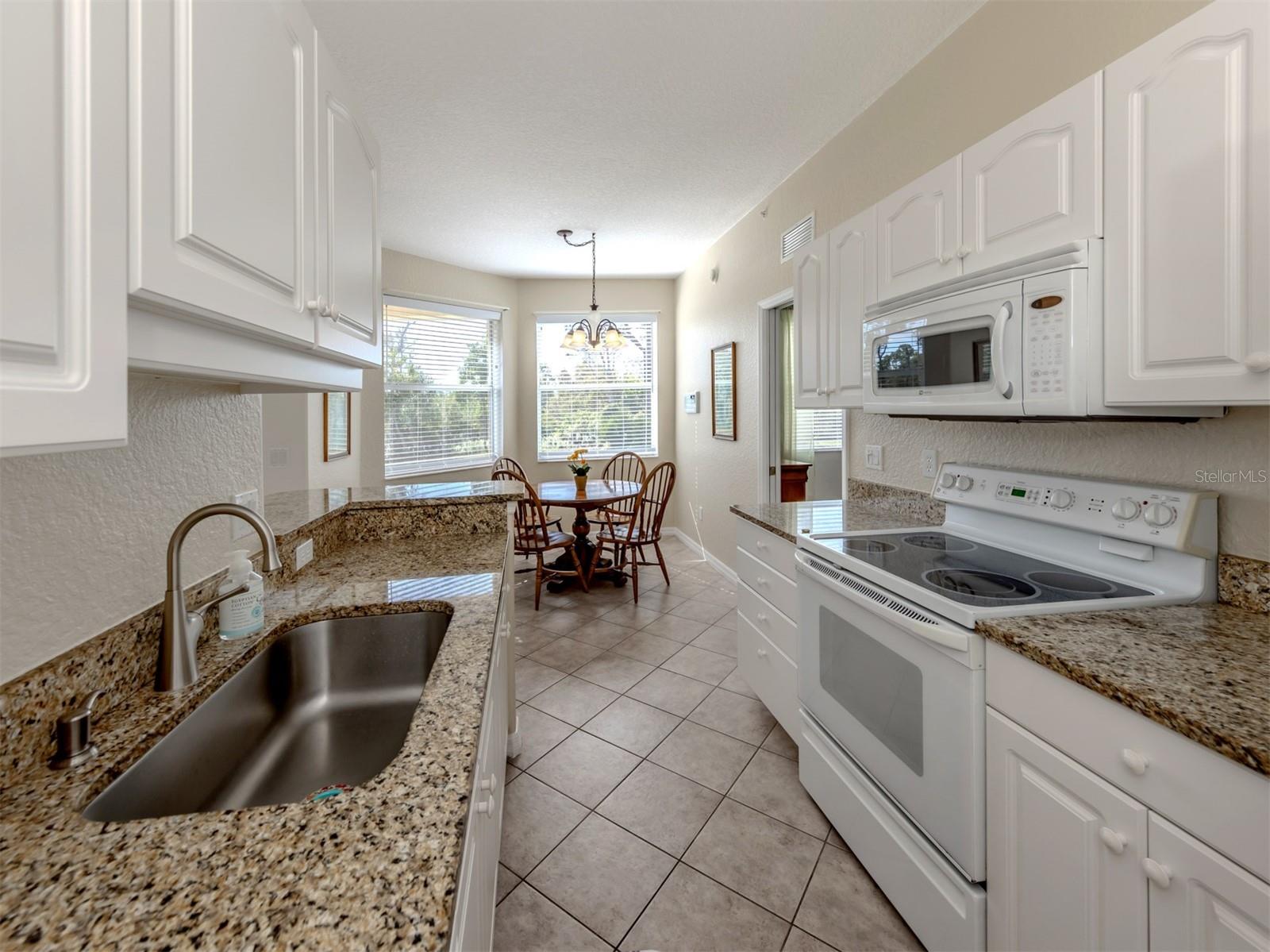 Image 17 of 67 For 4430 Corso Venetia Boulevard A11