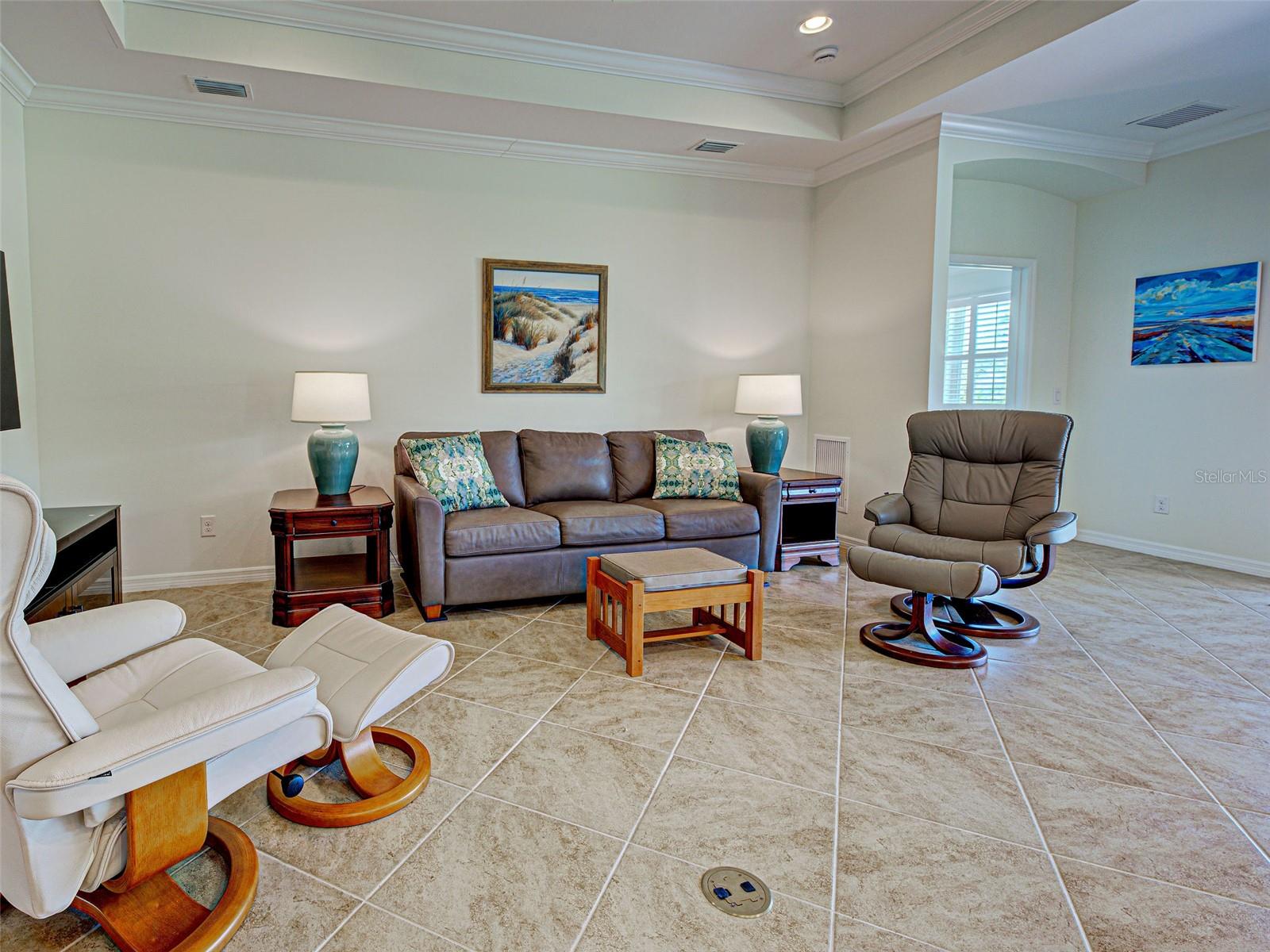 Image 12 of 72 For 11558 Blackfin Street