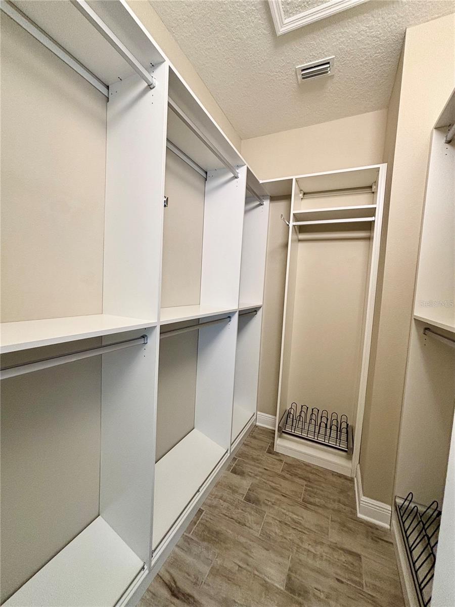 Image 21 of 59 For 21512 Palatka Drive