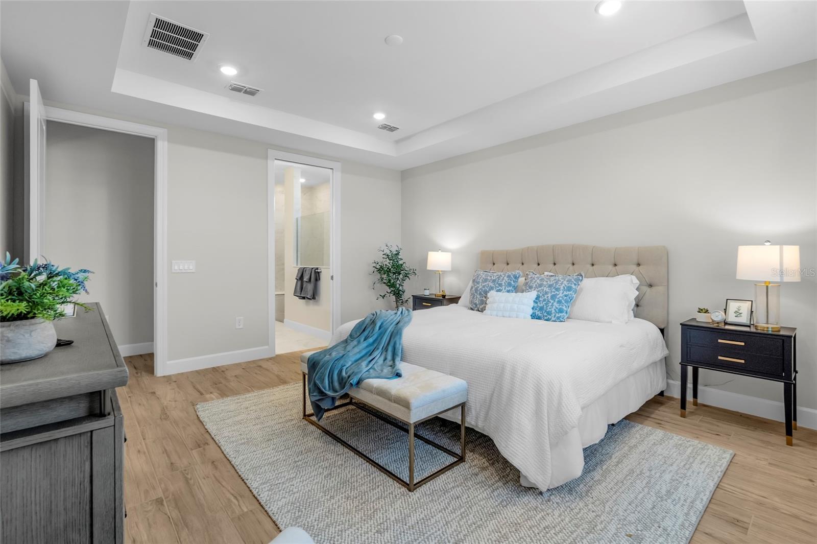 Image 16 of 58 For 16523 Arbor Ridge Trail