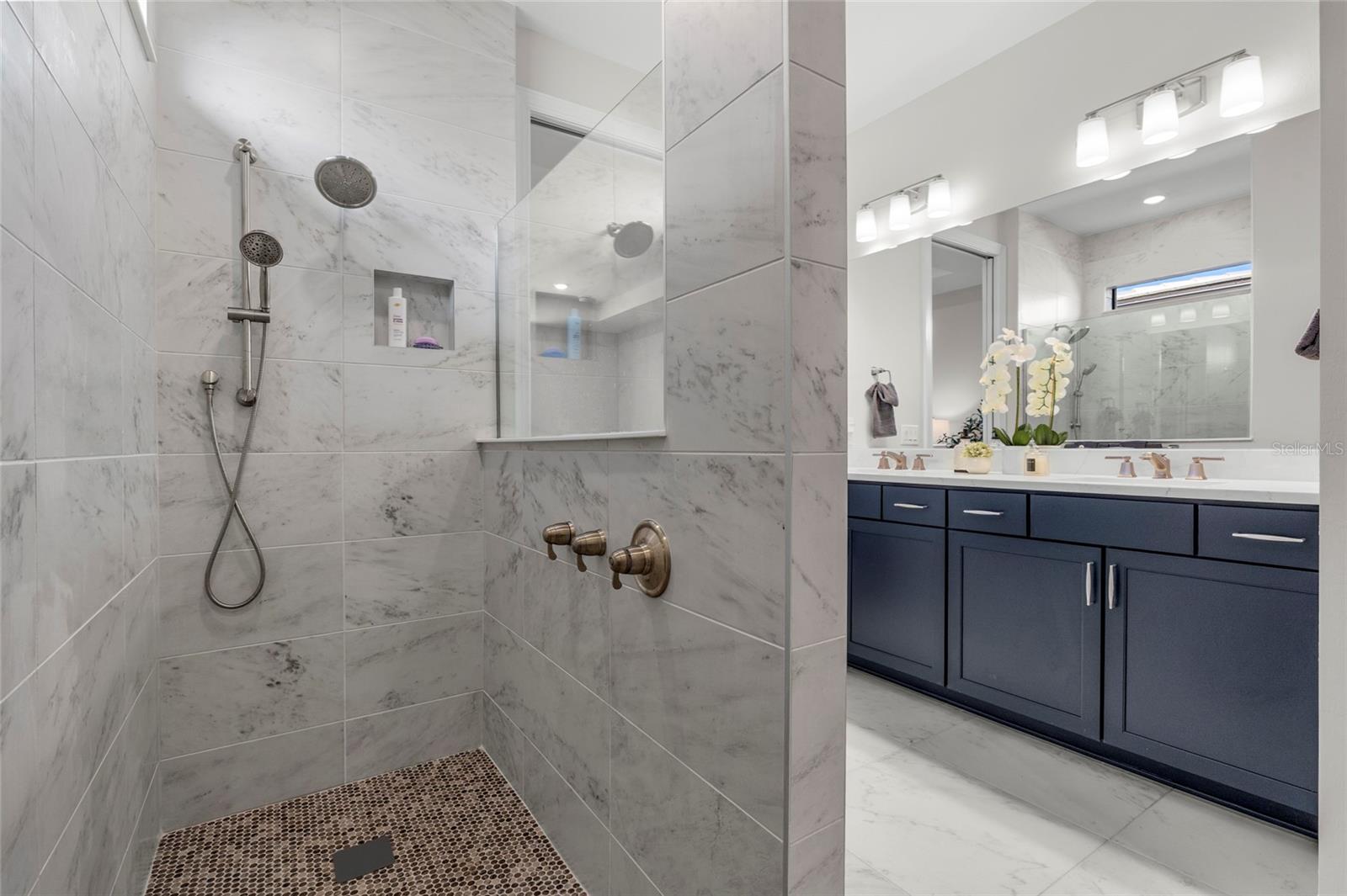 Image 19 of 58 For 16523 Arbor Ridge Trail