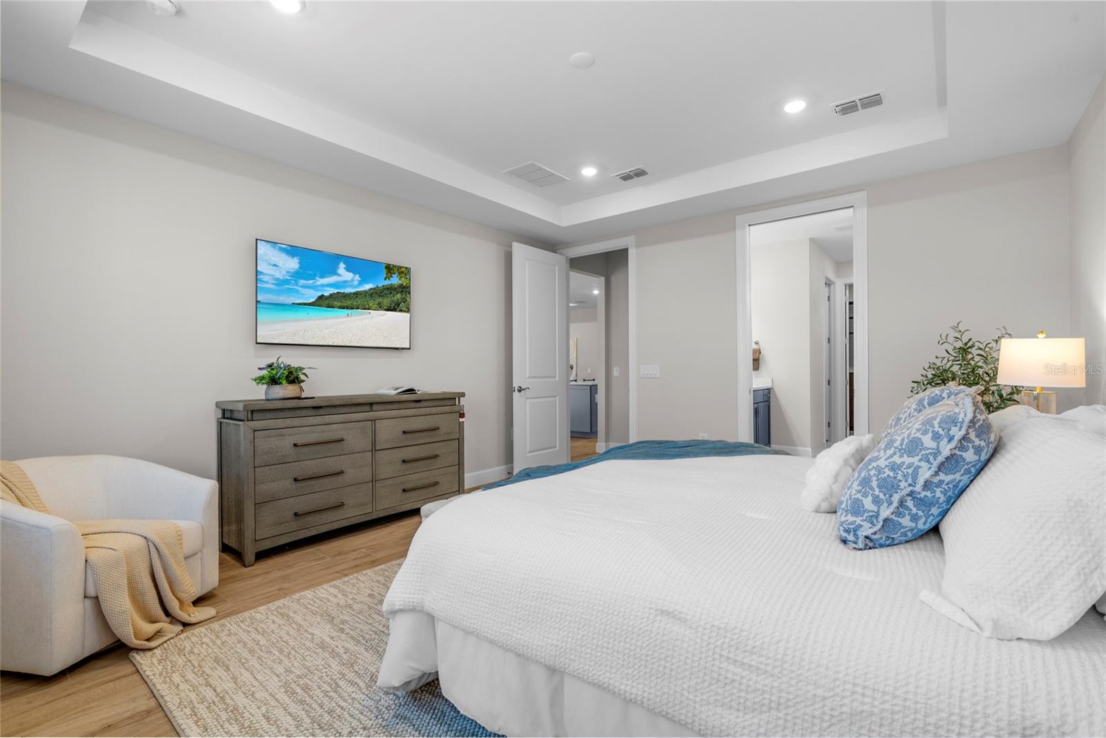 Image 24 of 58 For 16523 Arbor Ridge Trail