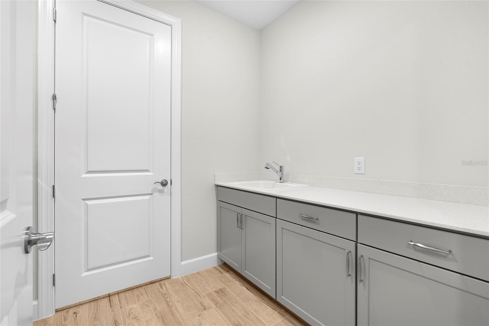 Image 34 of 58 For 16523 Arbor Ridge Trail