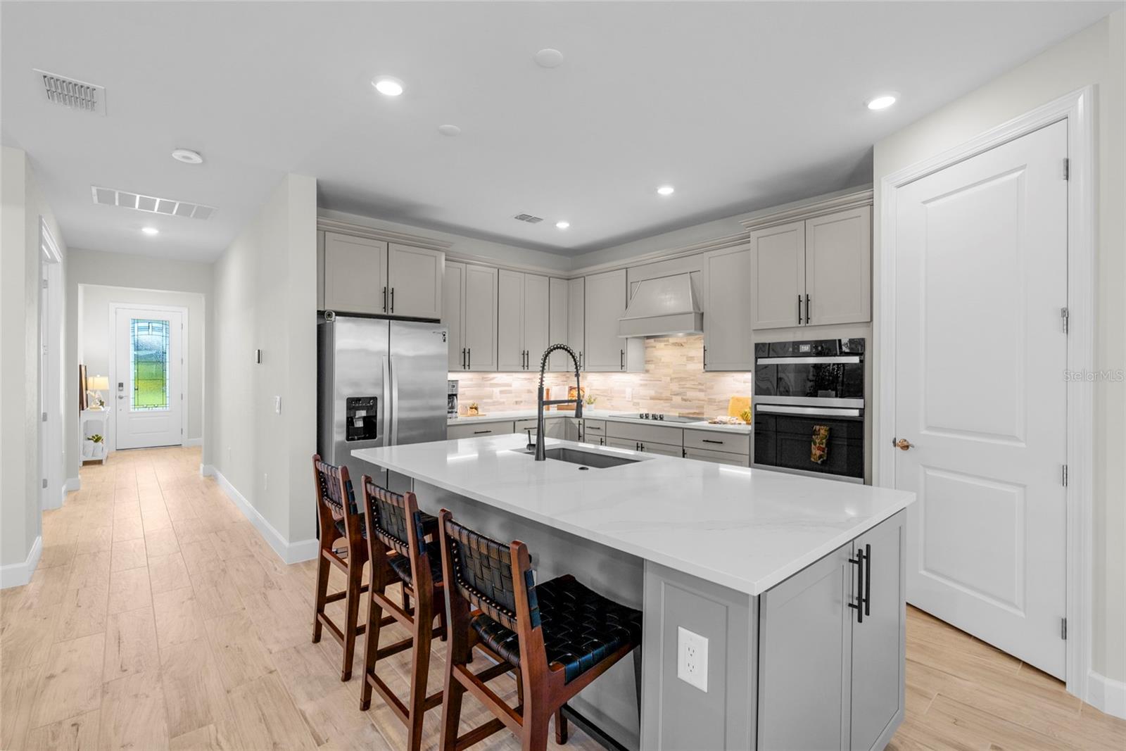 Image 5 of 58 For 16523 Arbor Ridge Trail