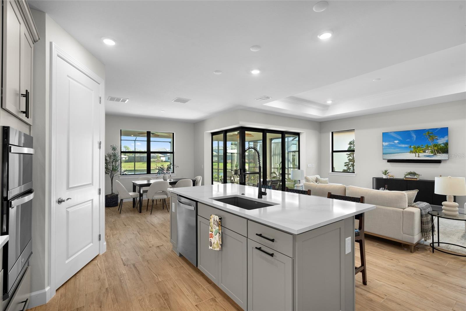 Image 6 of 58 For 16523 Arbor Ridge Trail