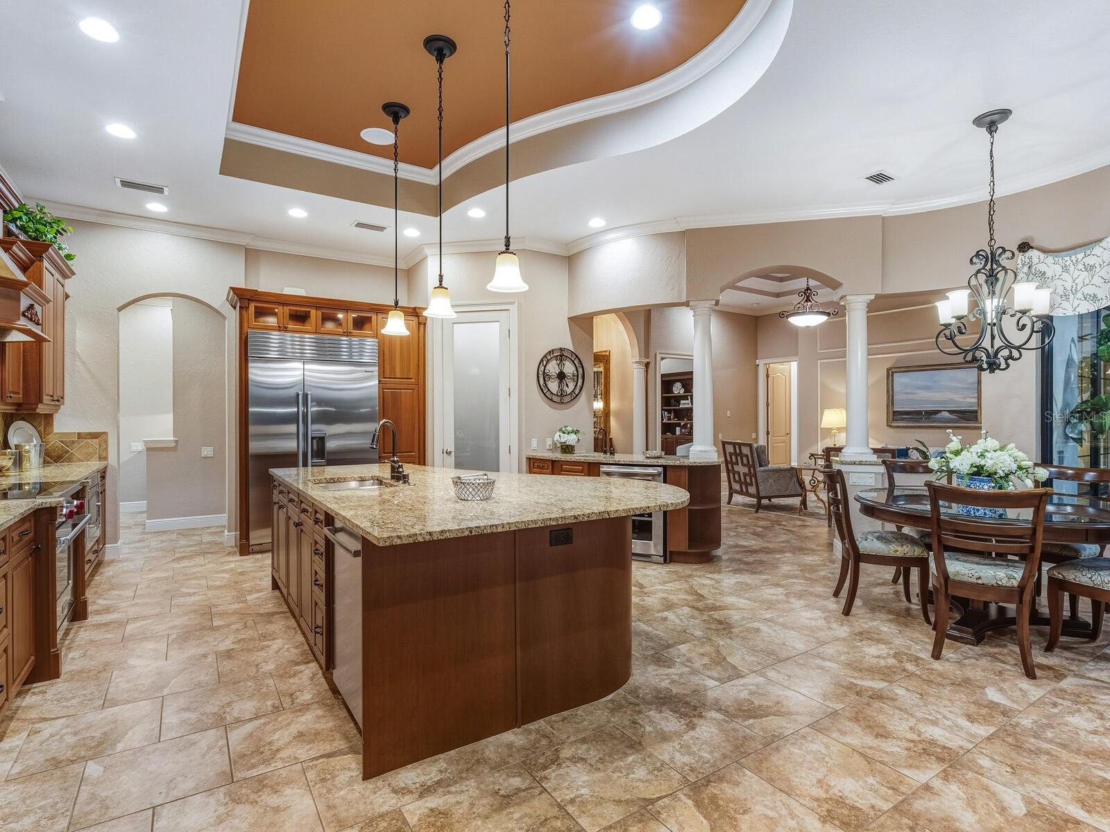 Image 24 of 83 For 26725 Raphis Royale Boulevard