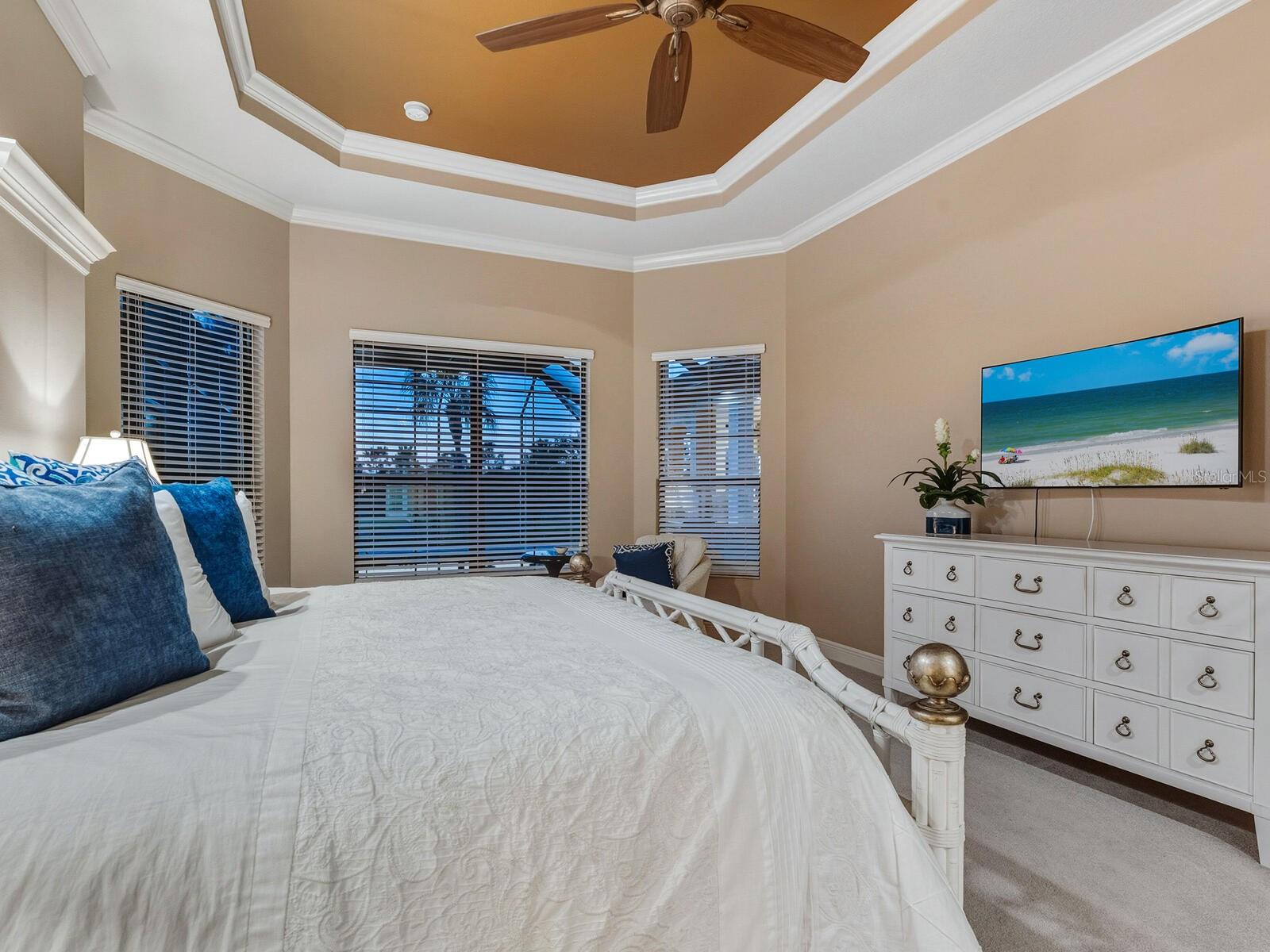 Image 35 of 83 For 26725 Raphis Royale Boulevard