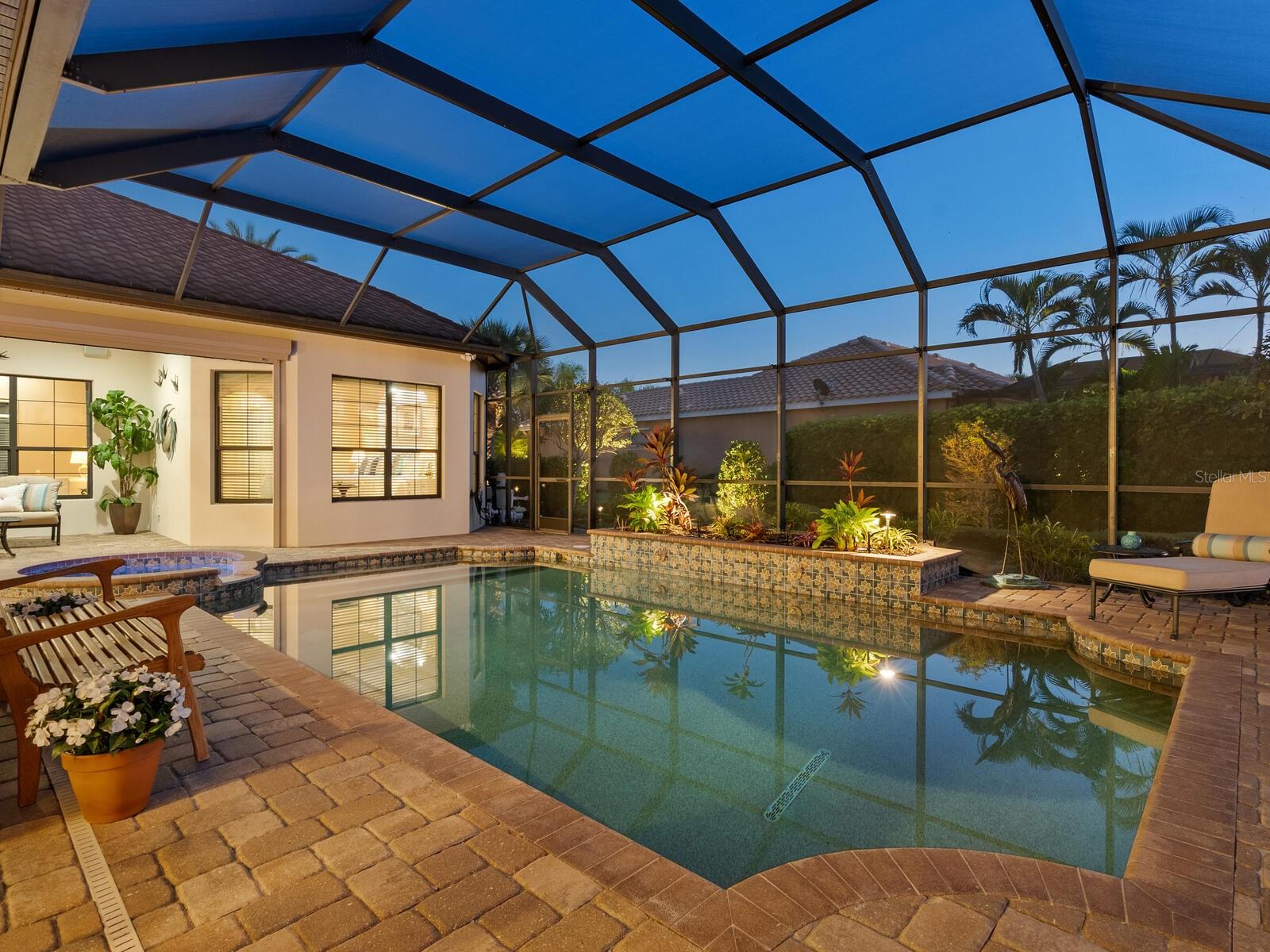 Image 46 of 83 For 26725 Raphis Royale Boulevard