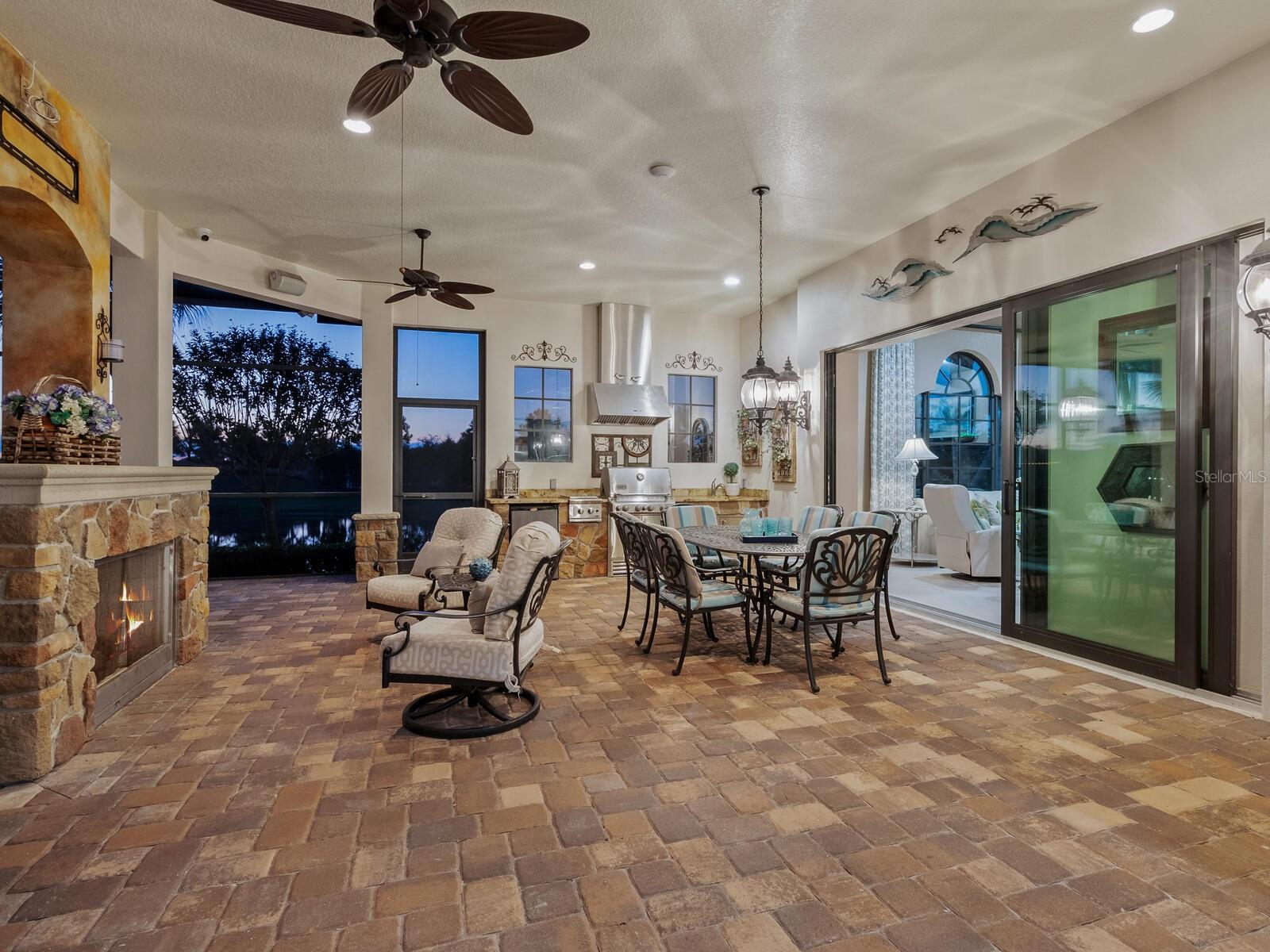 Image 48 of 83 For 26725 Raphis Royale Boulevard