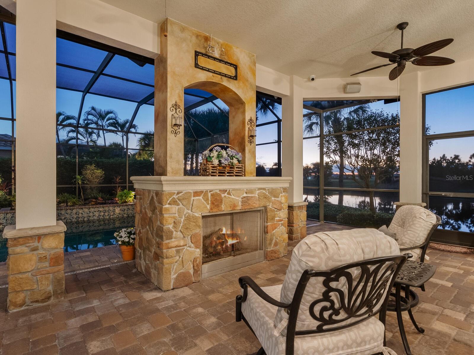 Image 50 of 83 For 26725 Raphis Royale Boulevard