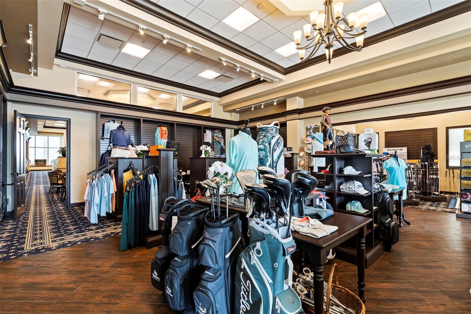 Image 42 of 84 For 174 Southampton Place S 345