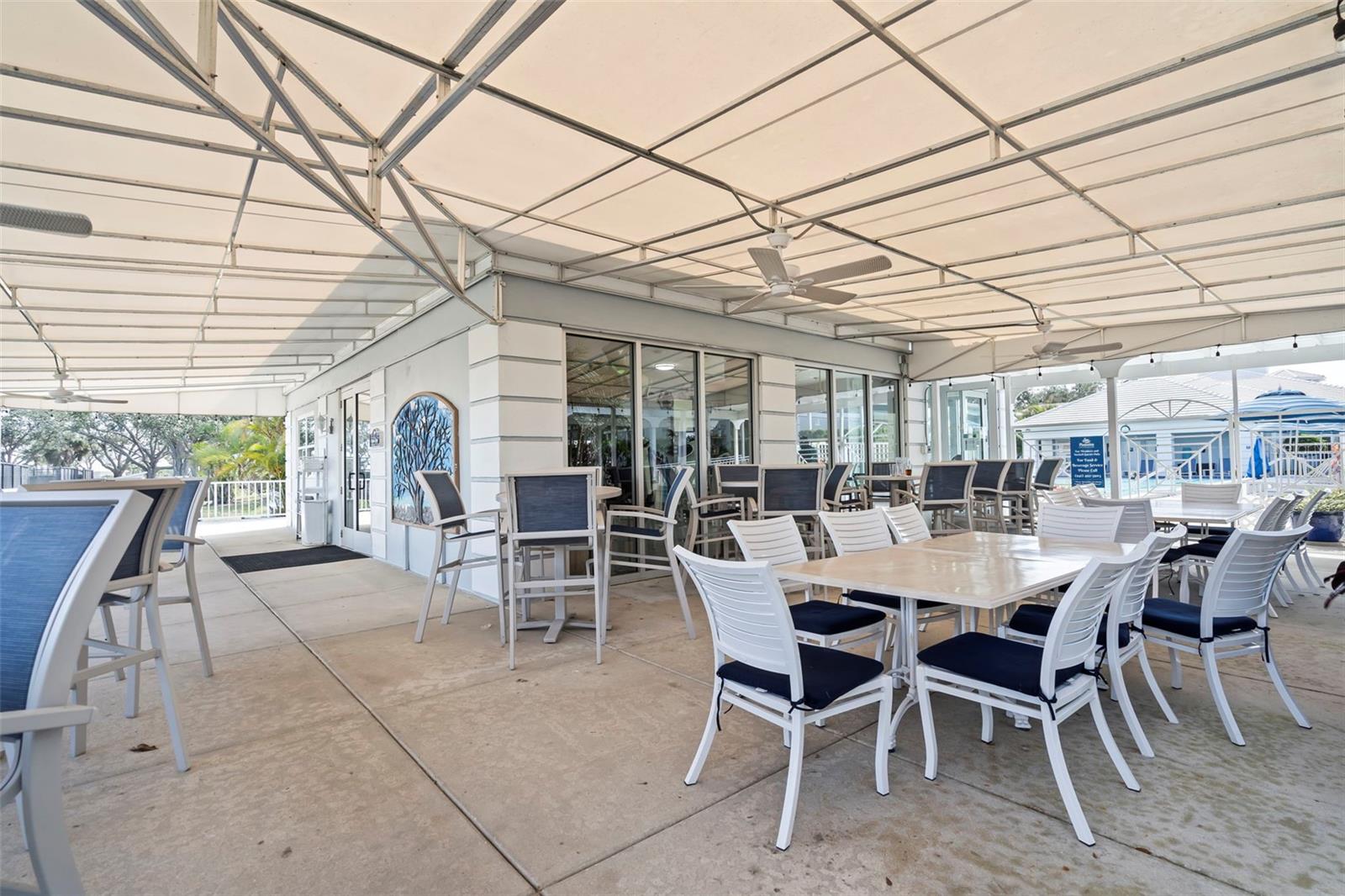 Image 53 of 84 For 174 Southampton Place S 345