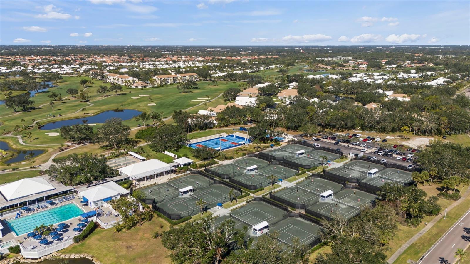 Image 55 of 84 For 174 Southampton Place S 345