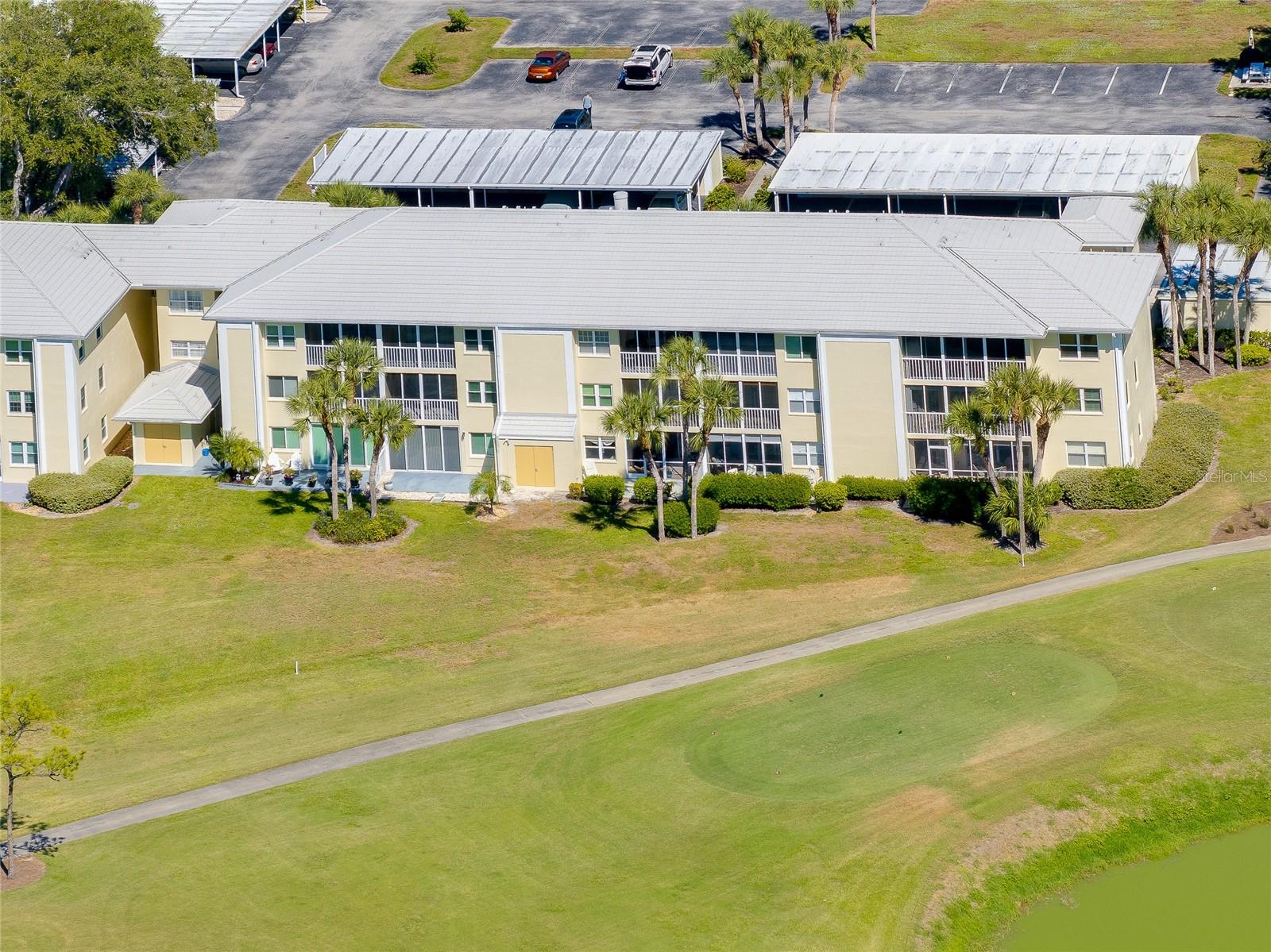 Image 60 of 68 For 433 Cerromar Lane 430