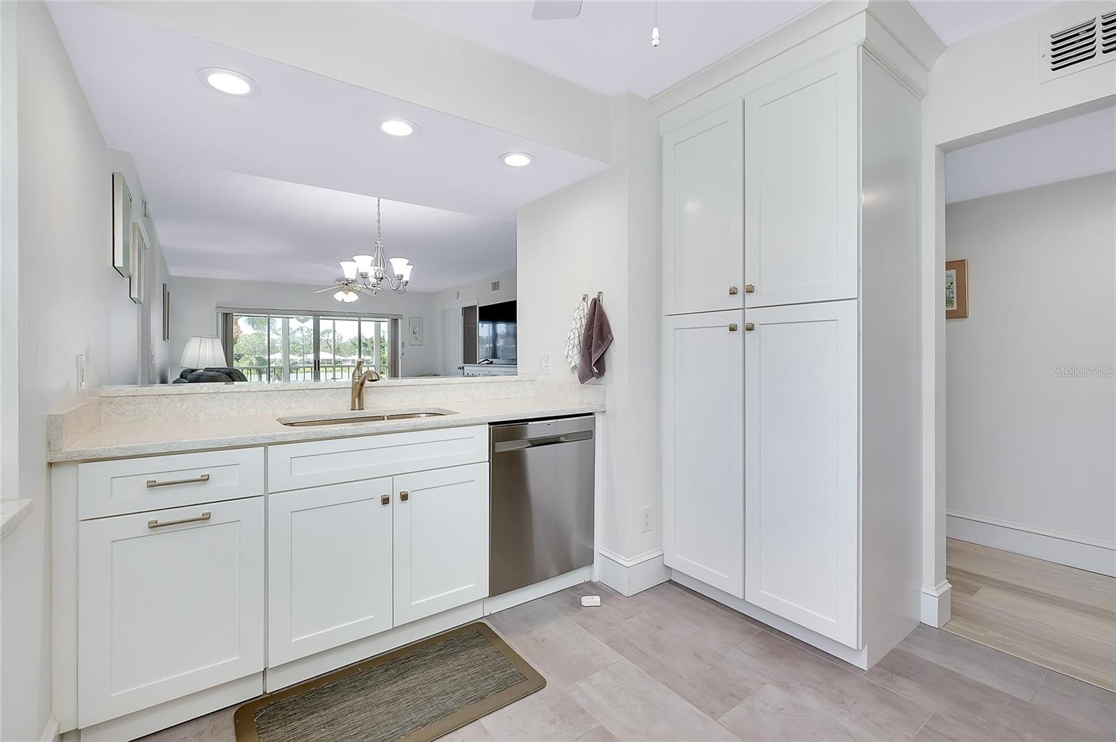 Image 9 of 68 For 433 Cerromar Lane 430