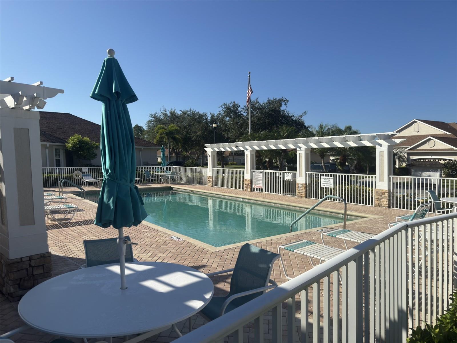 Image 38 of 49 For 1914 Scarlett Avenue